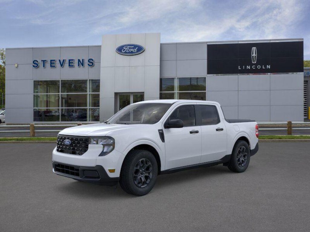 New 2025 Ford Maverick XLT SuperCrew