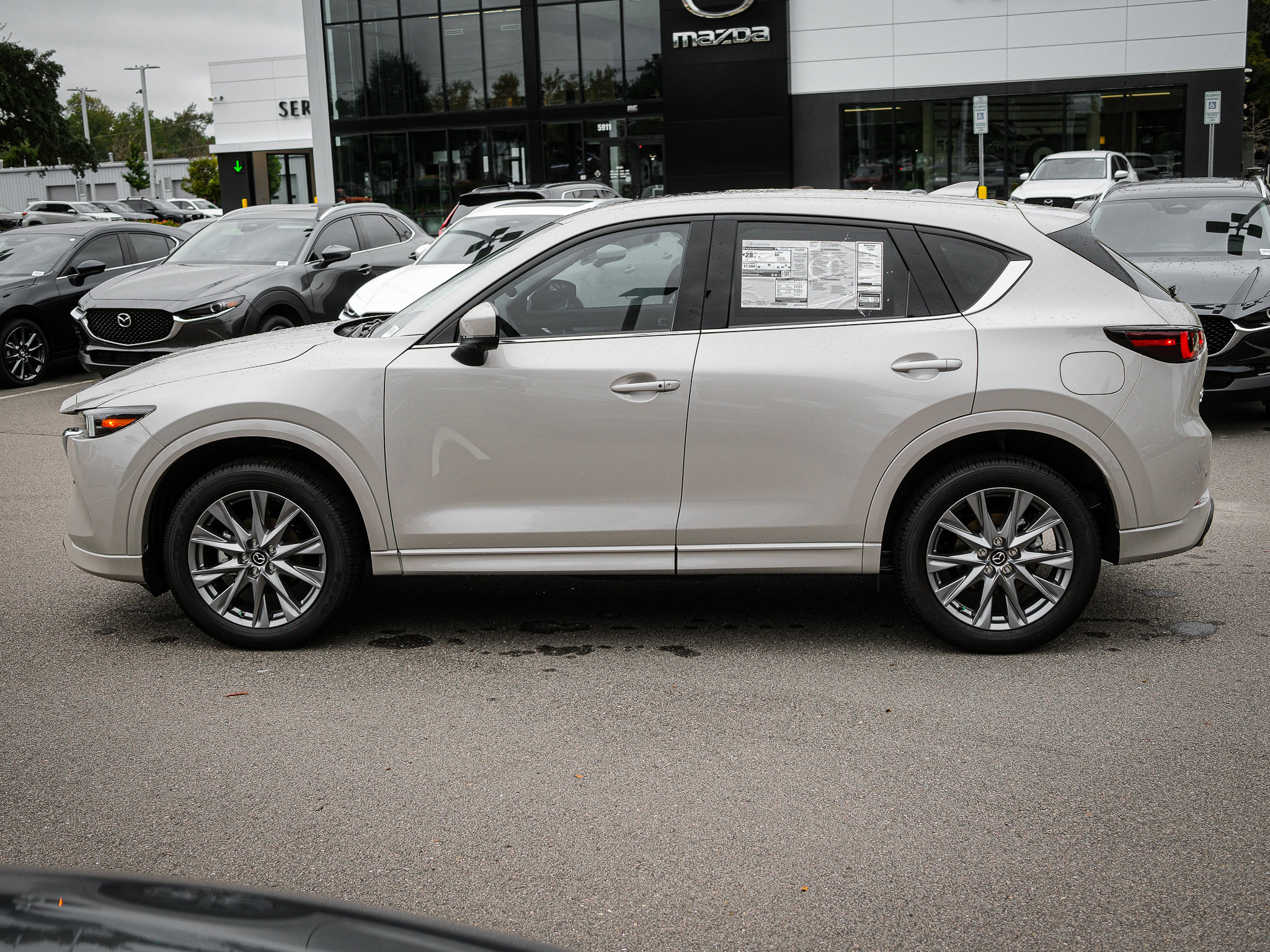 2025 Mazda CX-5 2.5 S Premium Plus Package photo 5