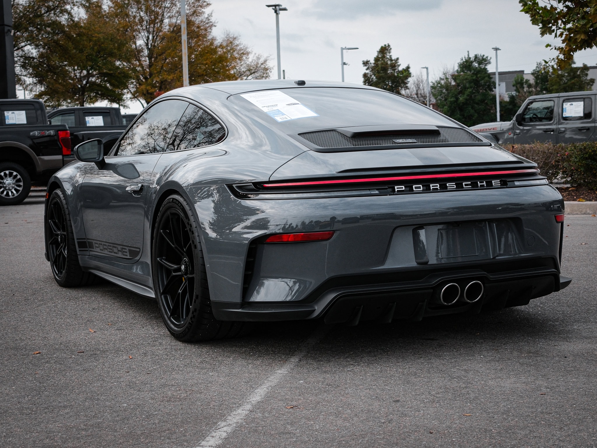 2025 Porsche 911 GT3 w/Touring Package photo 6