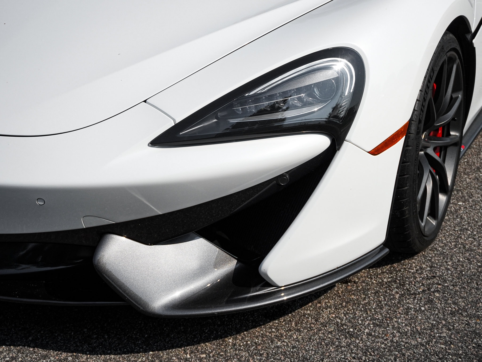 McLaren 570S