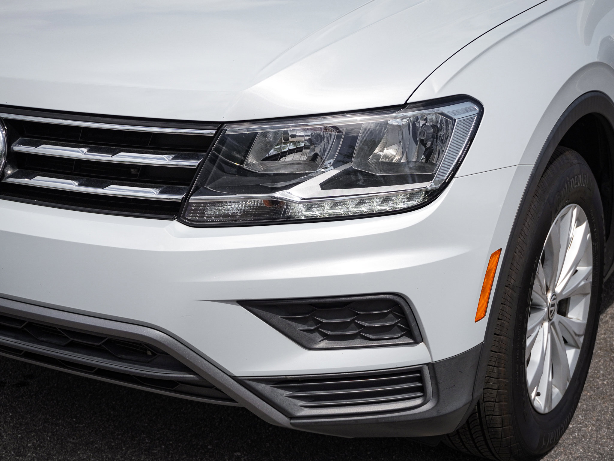 2018 Volkswagen Tiguan SE photo 4