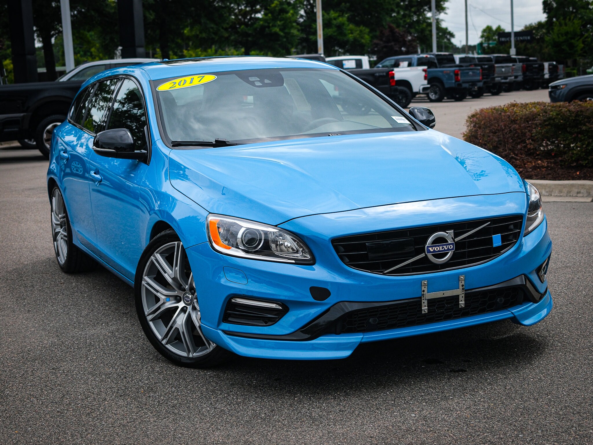 2017 Volvo V60 Polestar photo 2