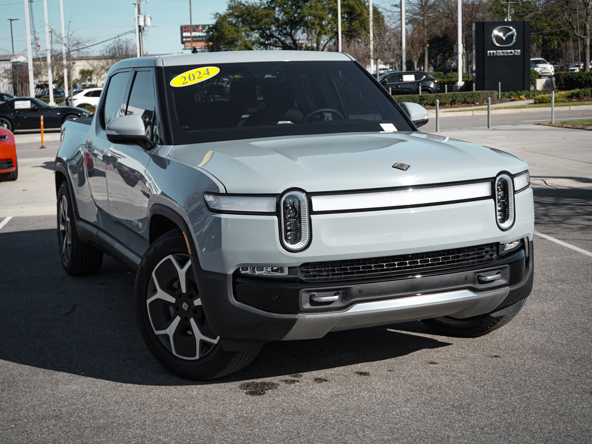 Used 2024 Rivian R1T Adventure with VIN 7FCTGBAA8RN033530 for sale in Durham, NC