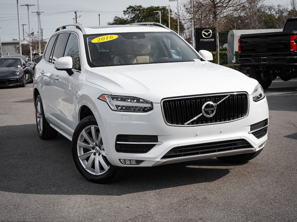 Used 2016 Volvo XC90 T6 Momentum SUV
