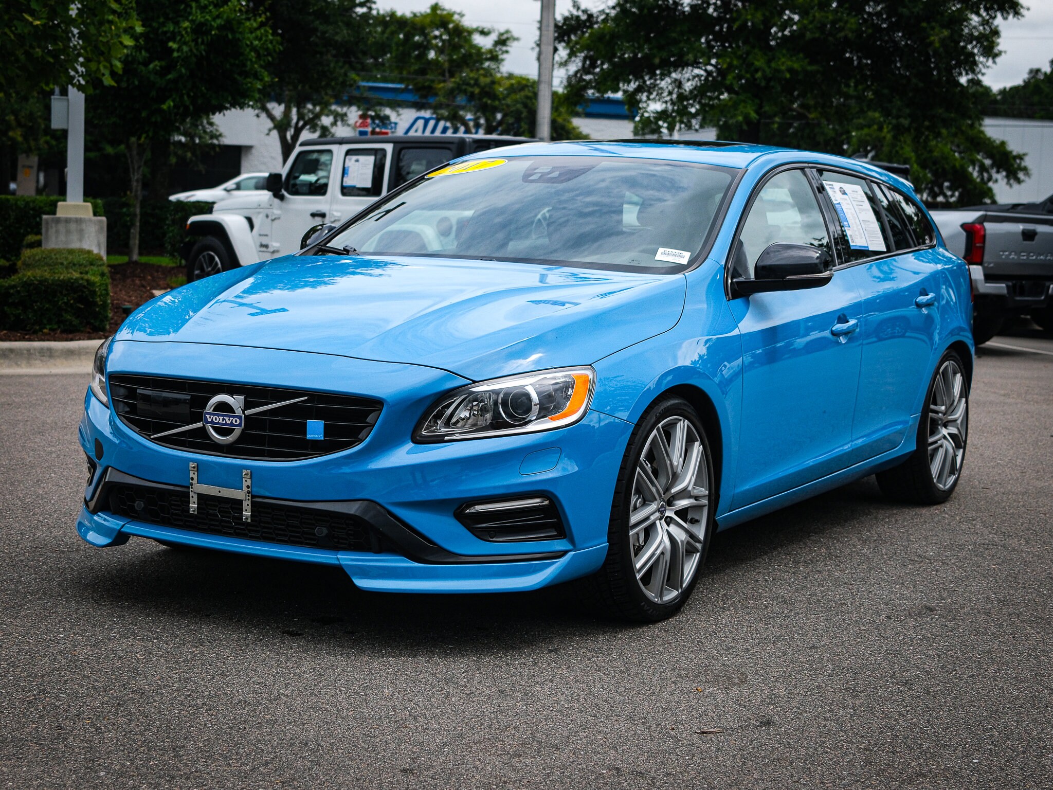 2017 Volvo V60 Polestar photo 4
