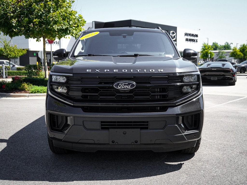 Used 2025 Ford Expedition Active SUV