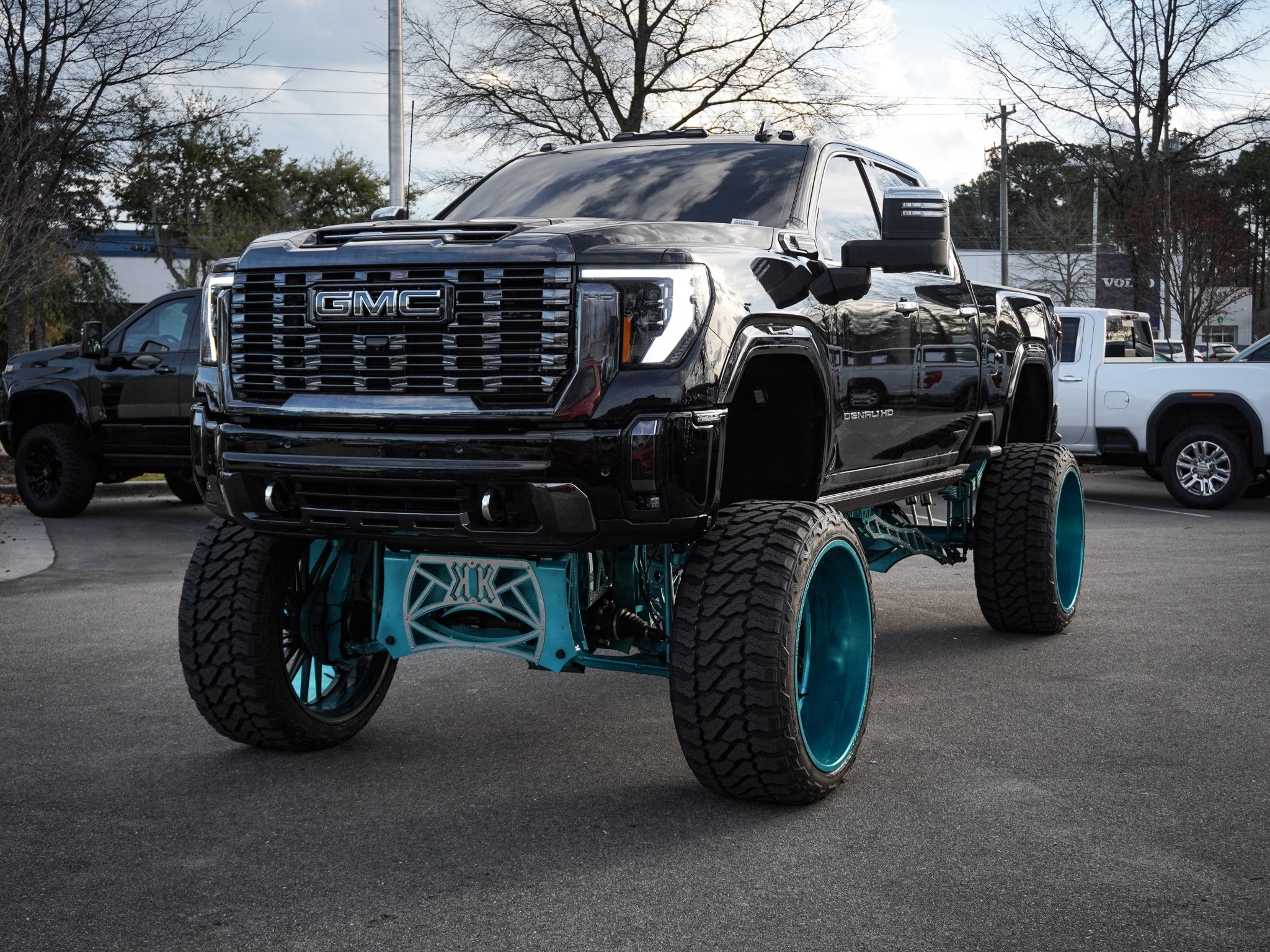 2024 GMC Sierra 2500HD Denali Ultimate photo 2