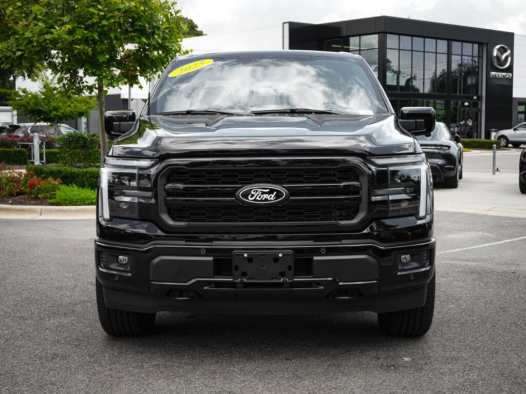 Used 2025 Ford F-150 LARIAT Pickup