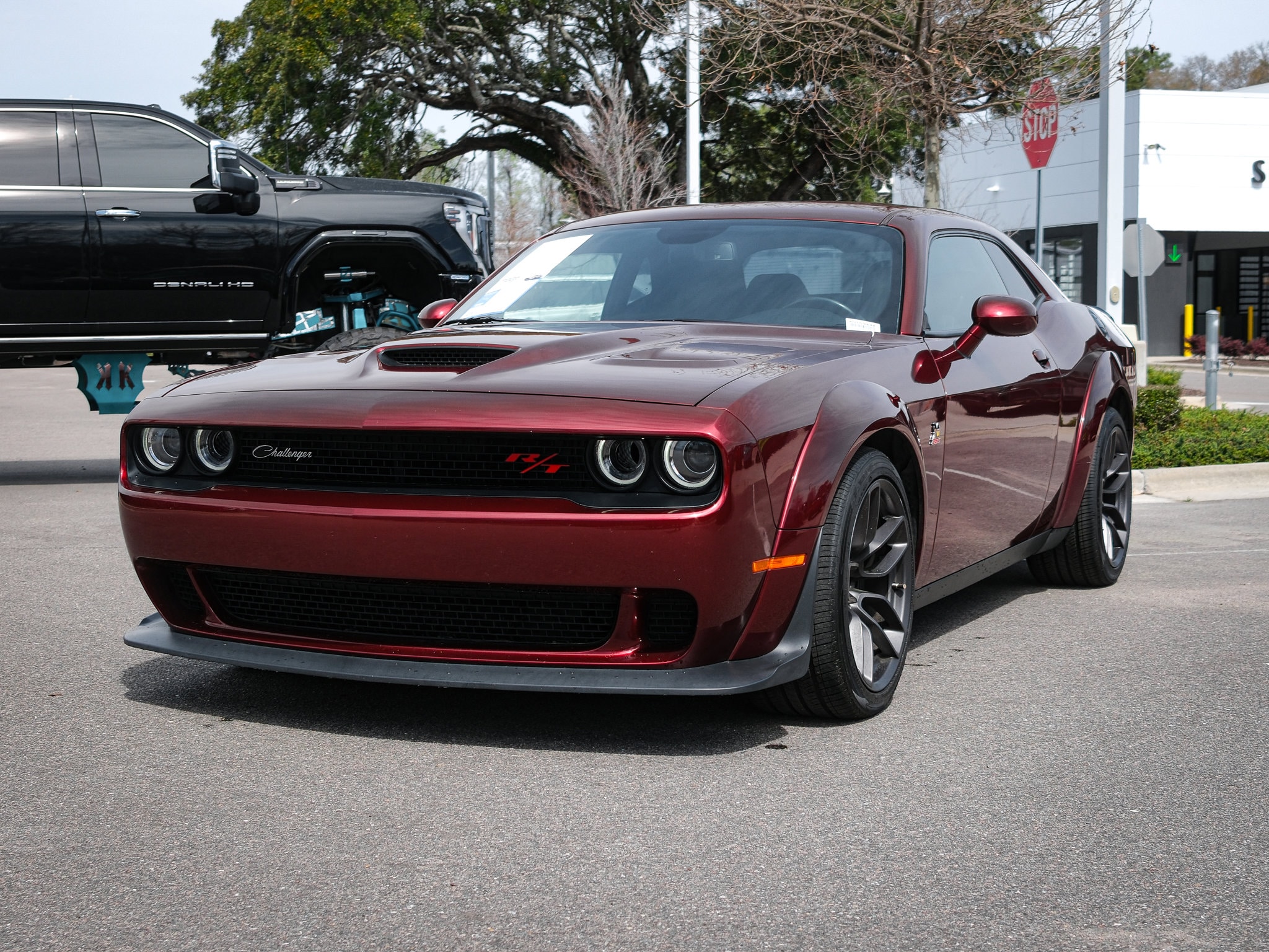 2021 Dodge Challenger R/T Scat Pack Widebody photo 2