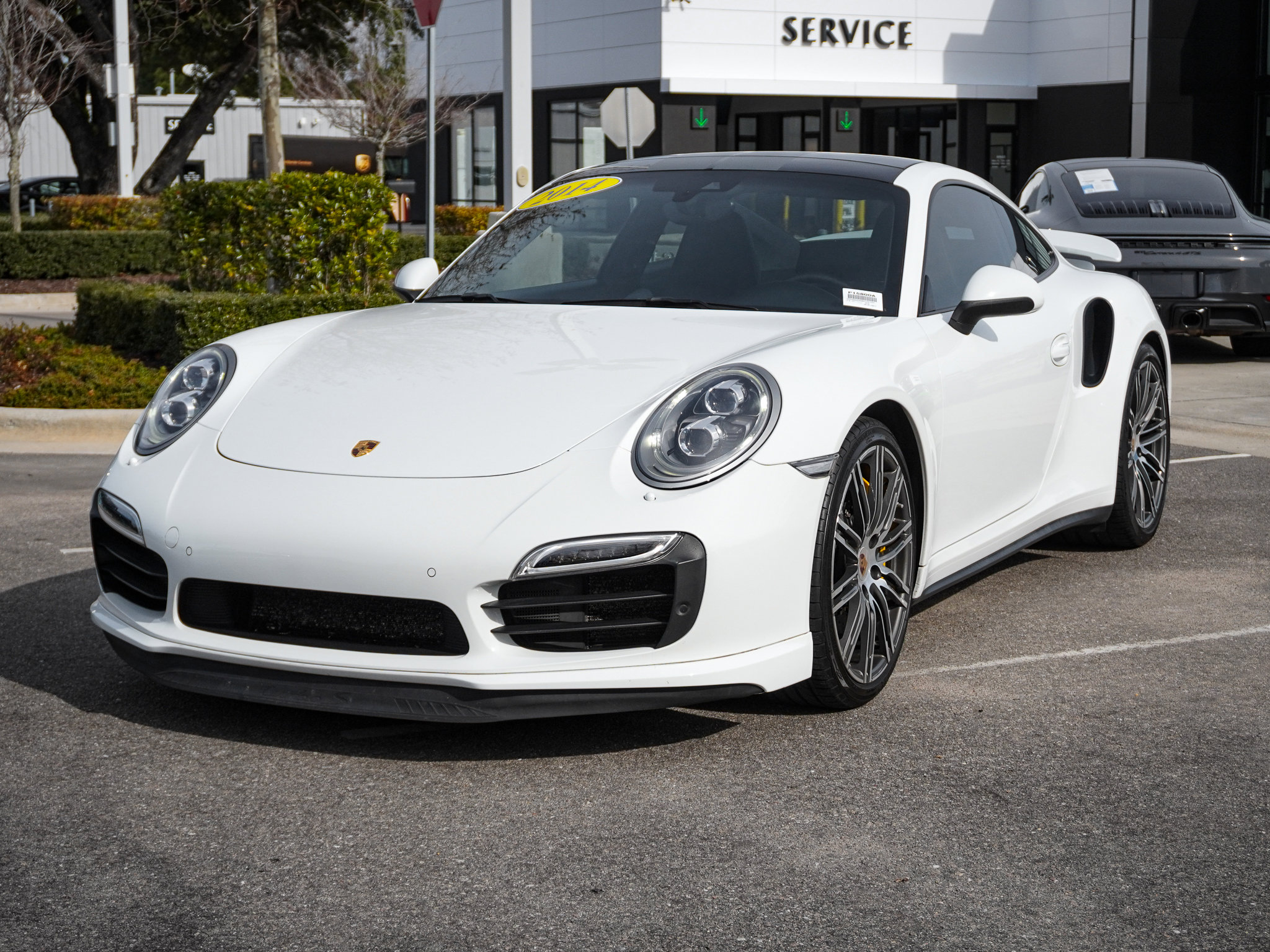 2014 Porsche 911 Turbo S photo 2