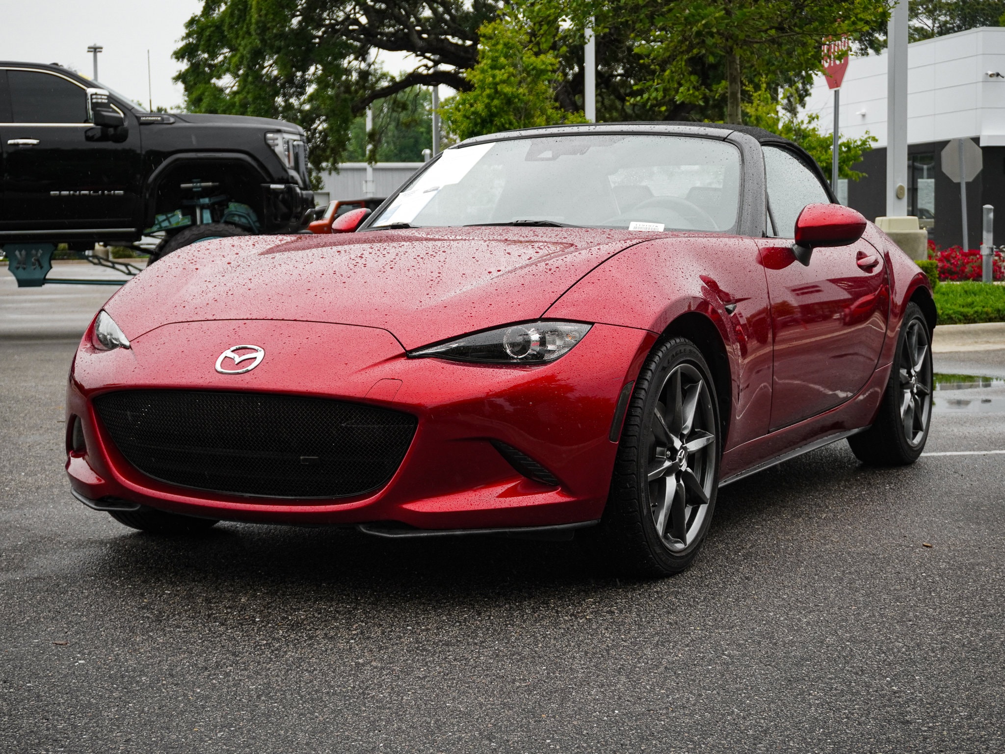 2019 Mazda MX-5 Miata Grand Touring photo 2