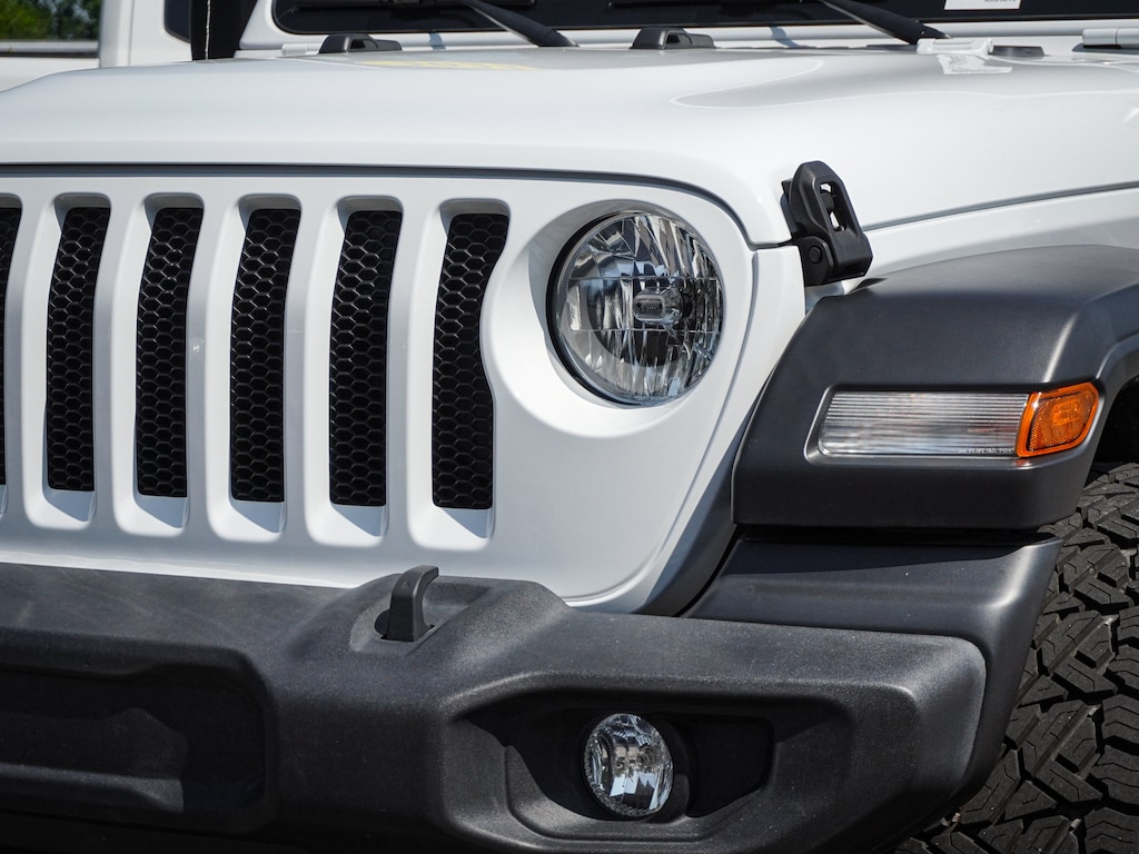 Used 2022 Jeep Wrangler Unlimited Sport Convertible