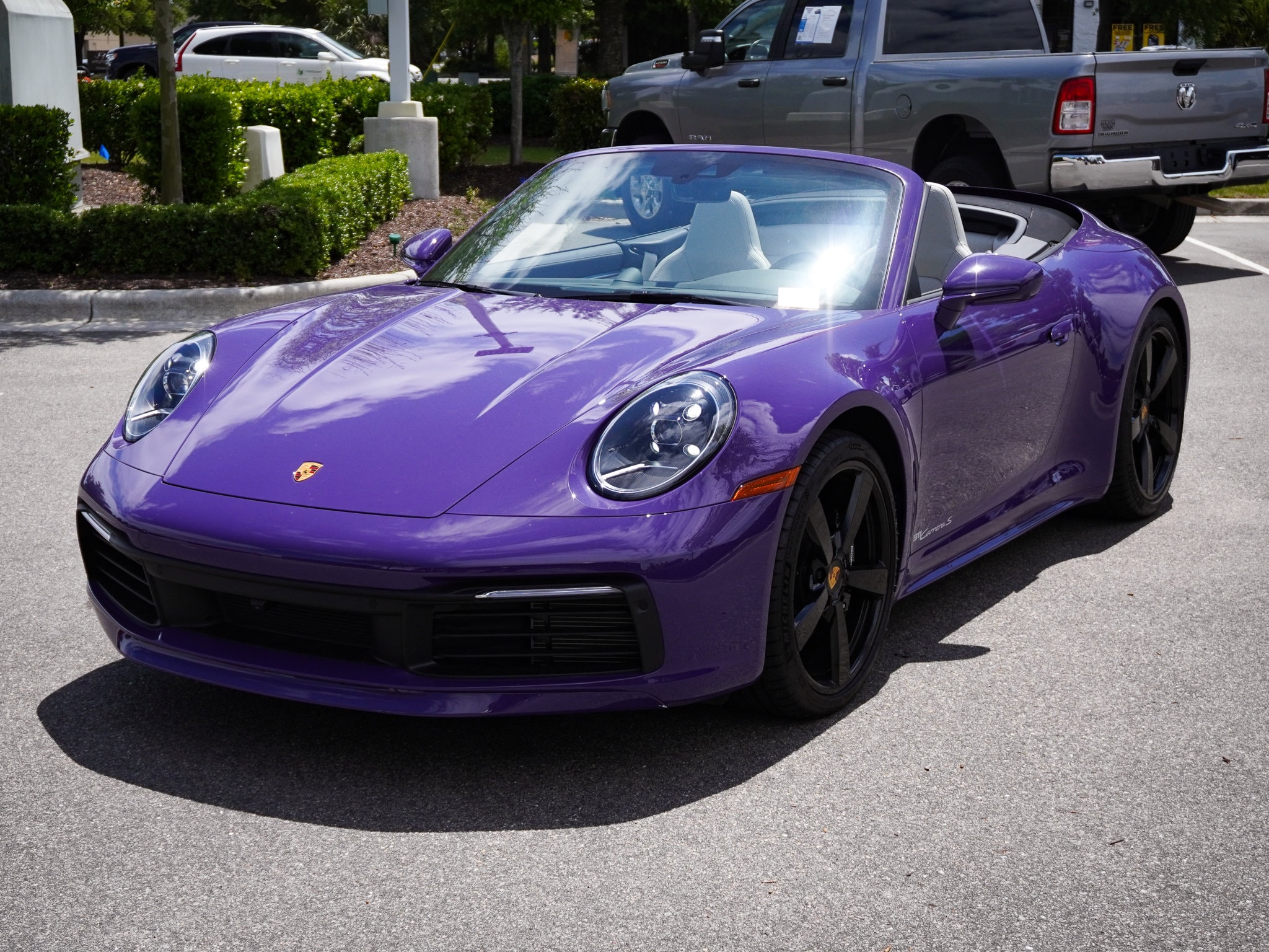 2023 Porsche 911 Carrera S Cabriolet photo 2