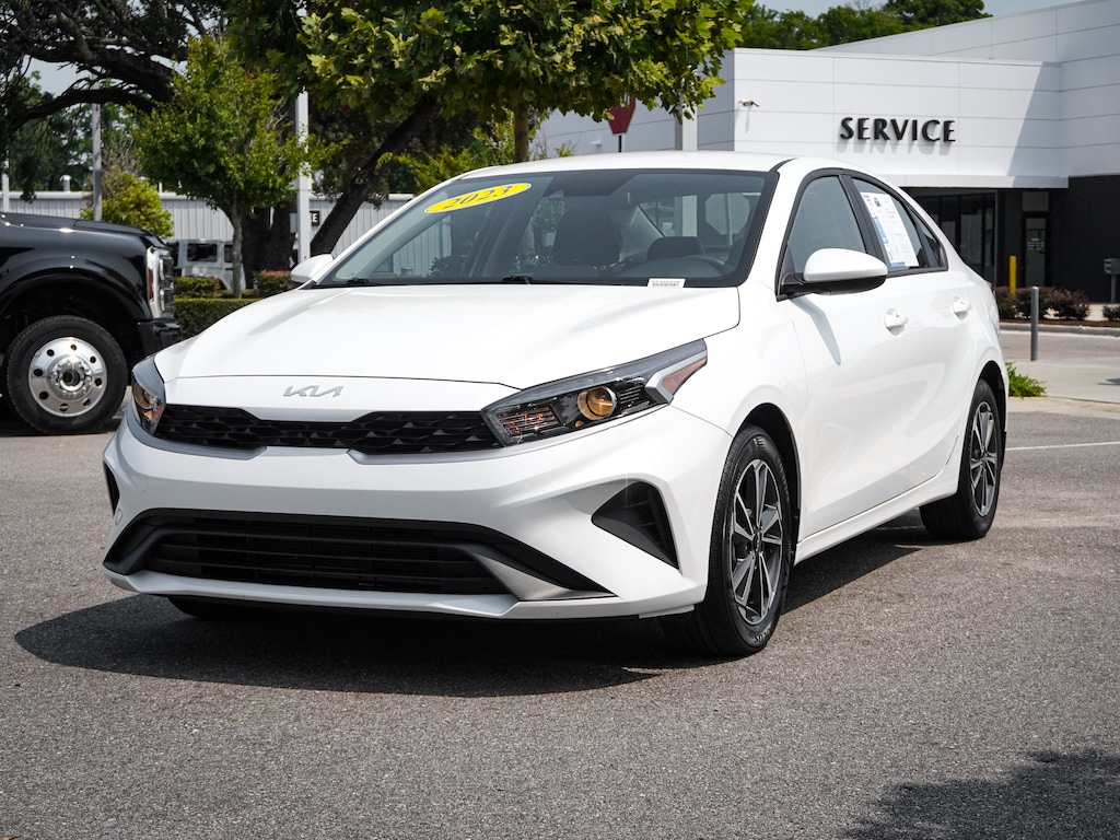 Used 2023 Kia Forte LXS Sedan