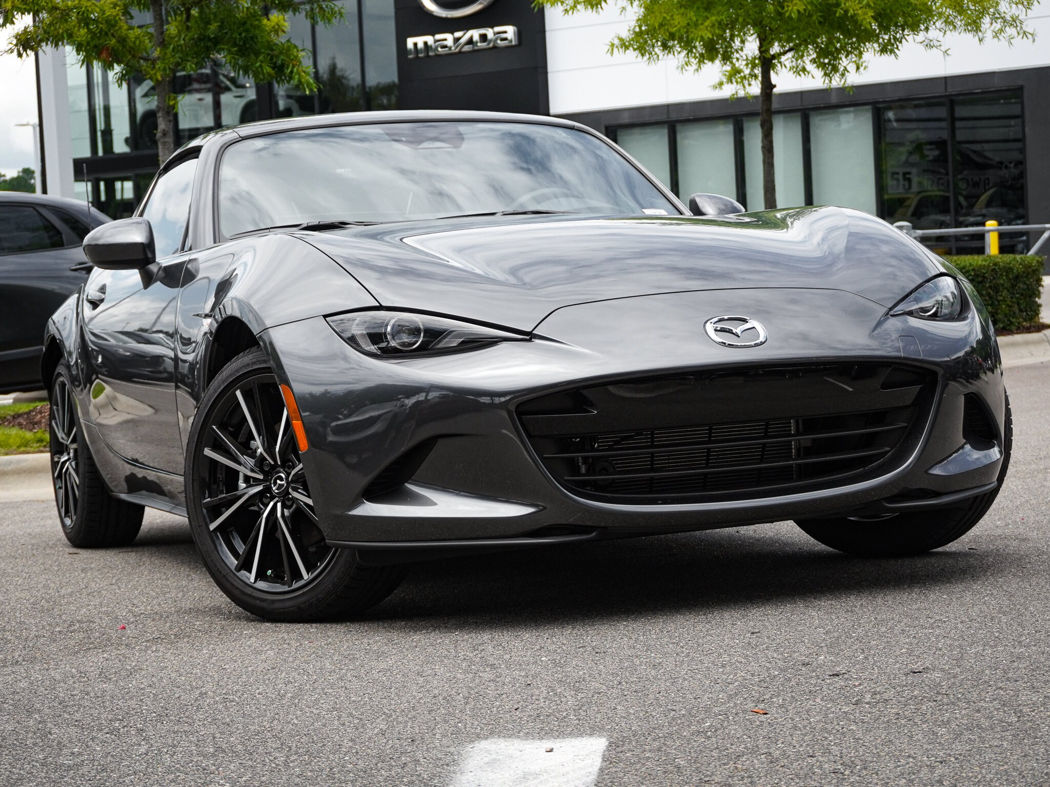 Mazda MX-5 Miata RF Grand Touring