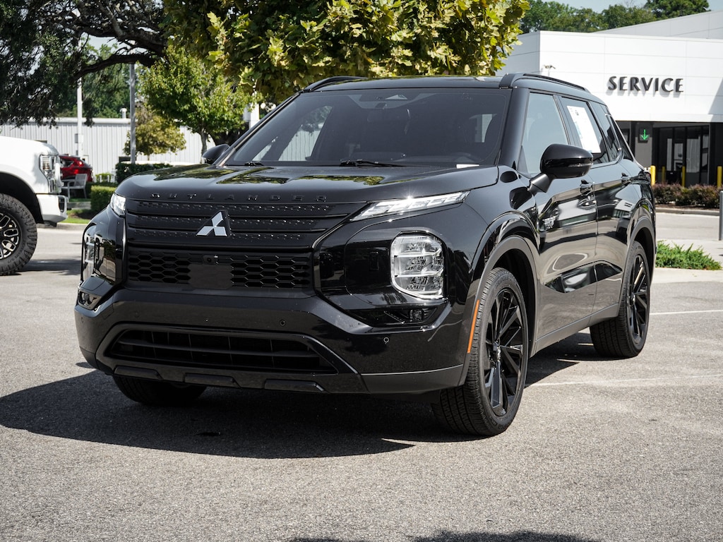 Used 2025 Mitsubishi Outlander Plug-In Hybrid SEL Black Edition SUV