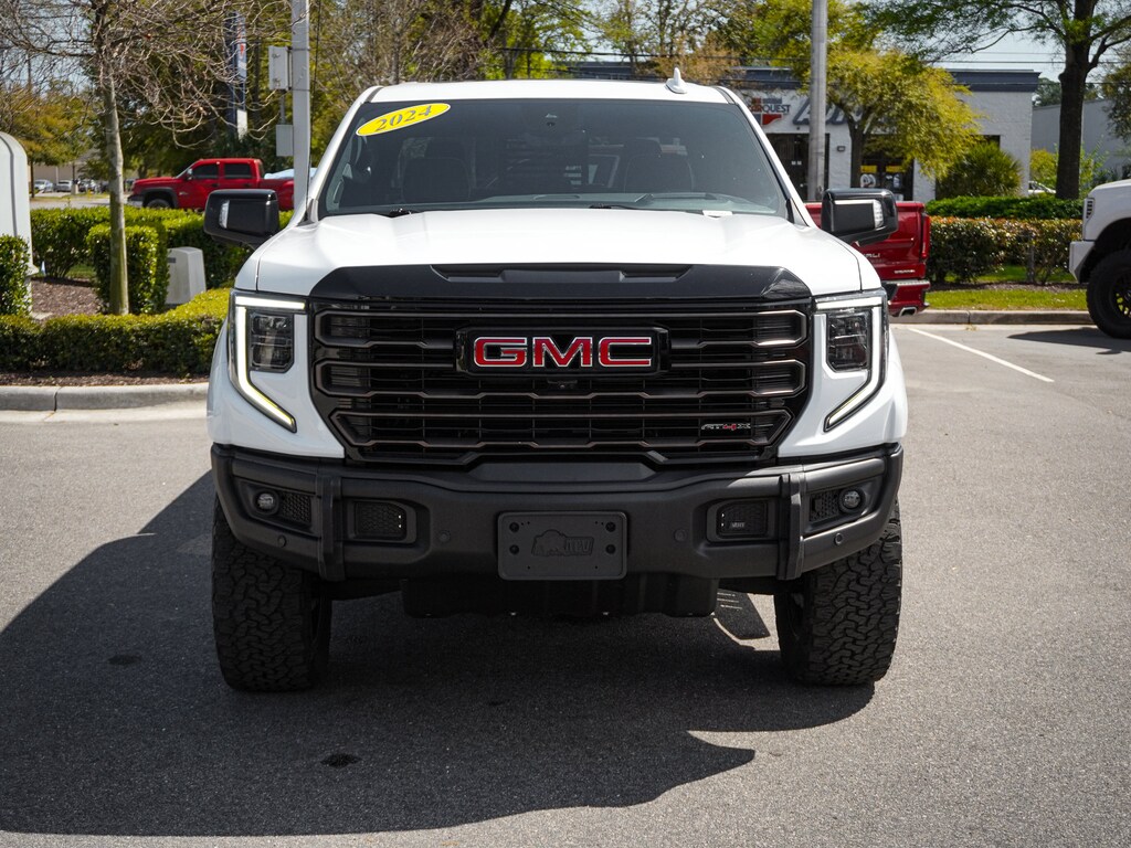Used 2024 GMC Sierra 1500 AT4X Pickup