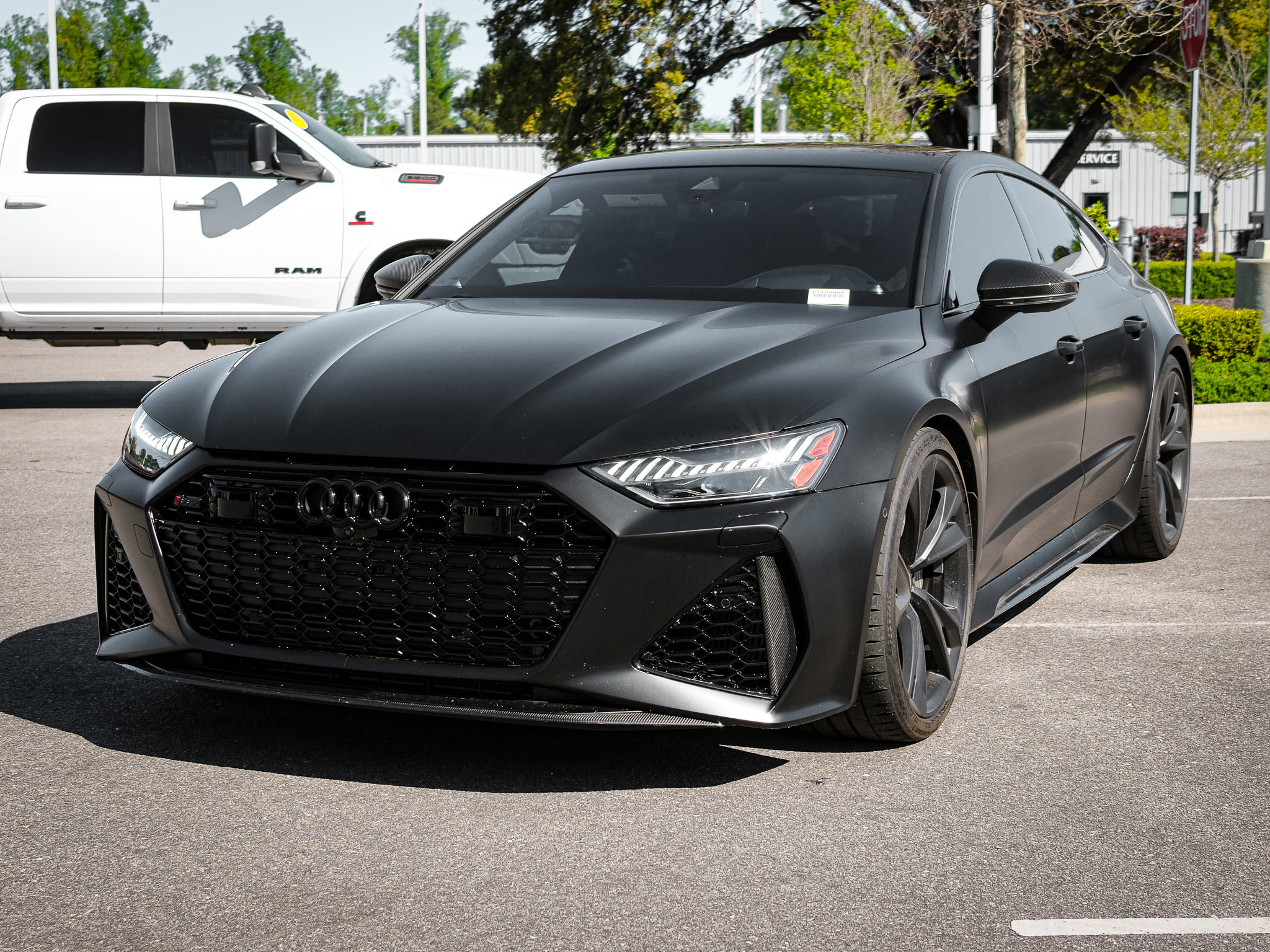 2022 Audi RS 7 photo 2