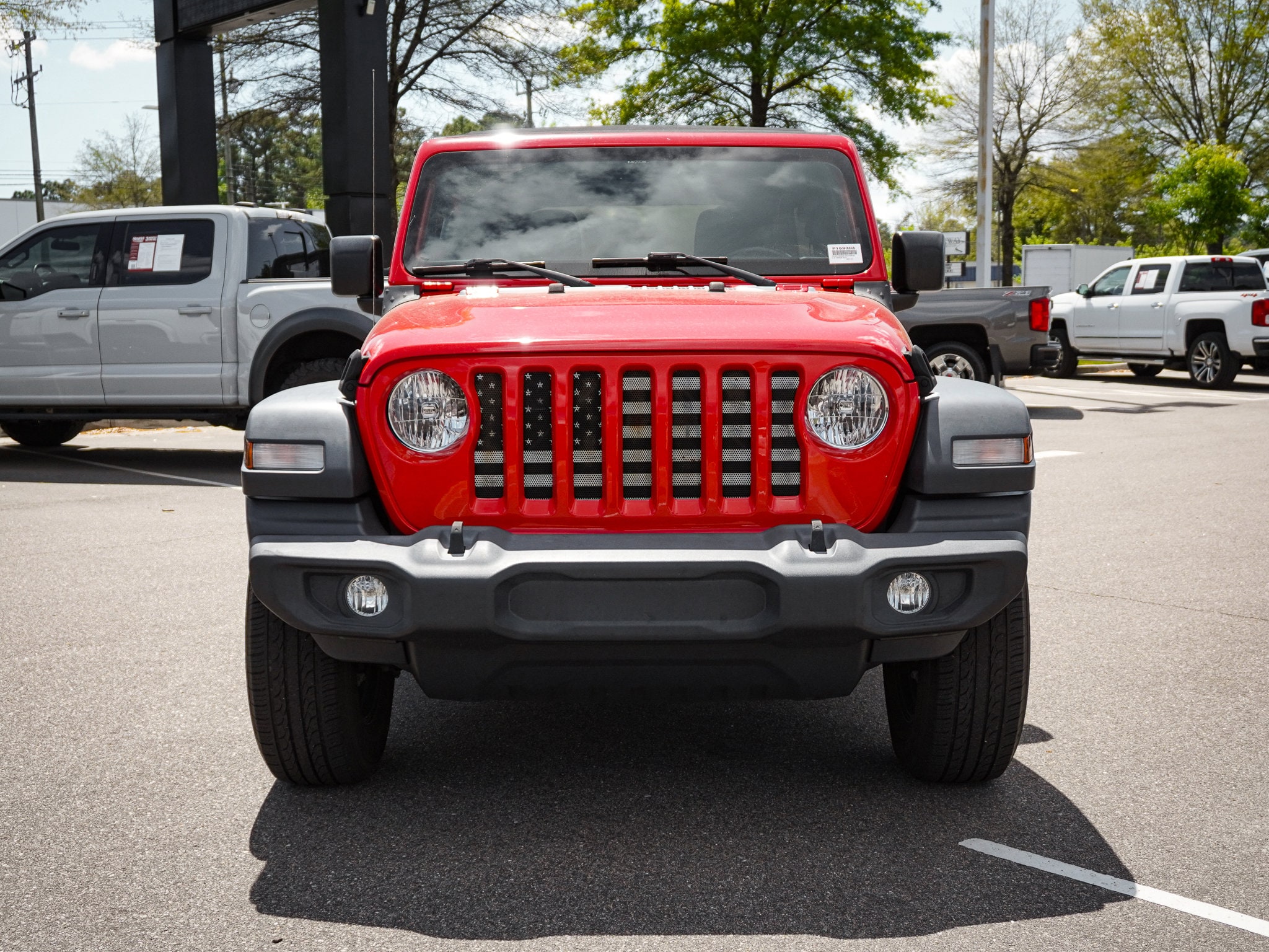2018 Jeep Wrangler Unlimited Sport S photo 2