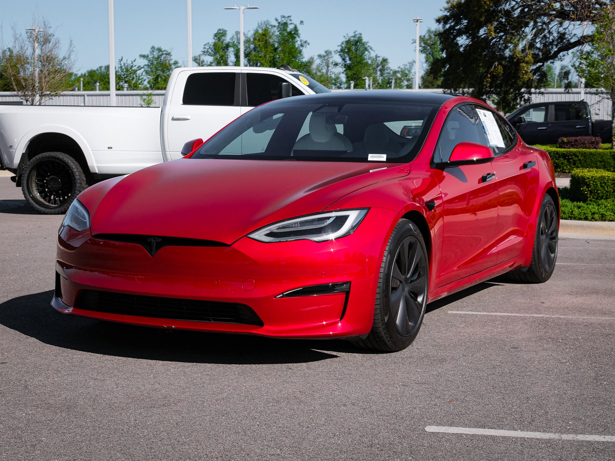 2021 Tesla Model S Plaid photo 2