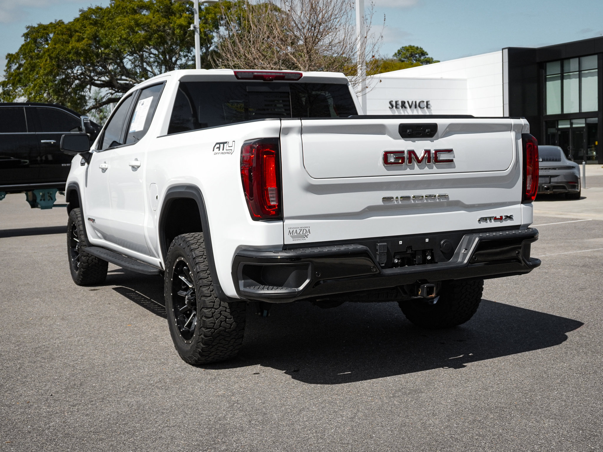 2024 GMC Sierra 1500 AT4X photo 5