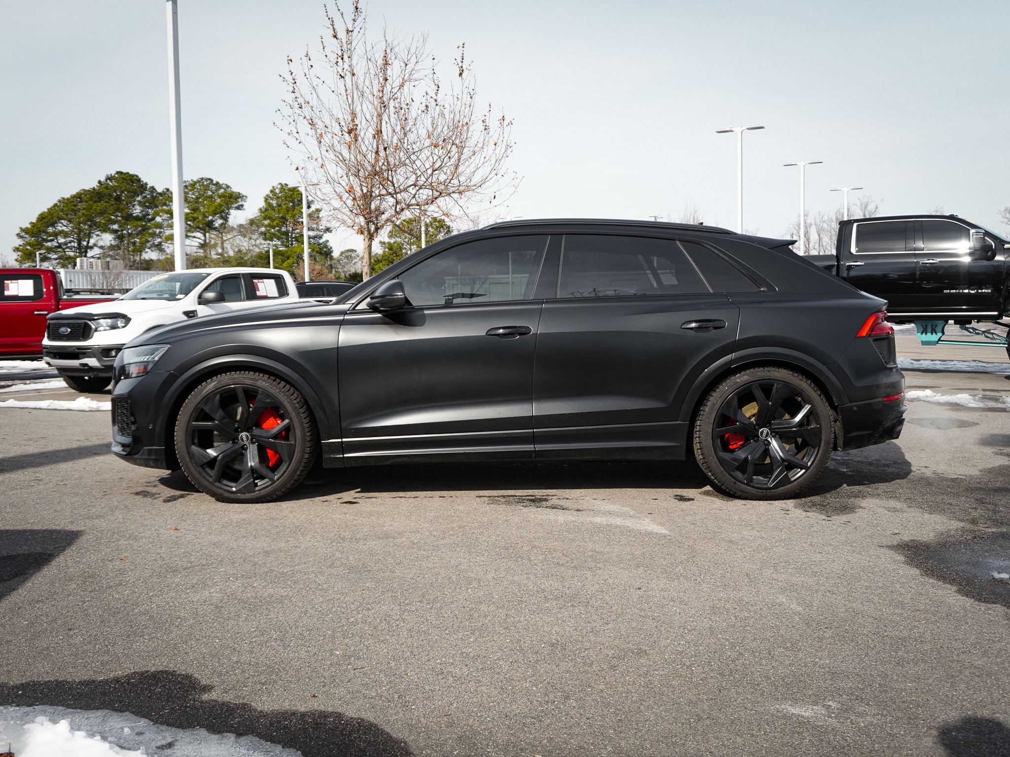 2022 Audi RS Q8 photo 4