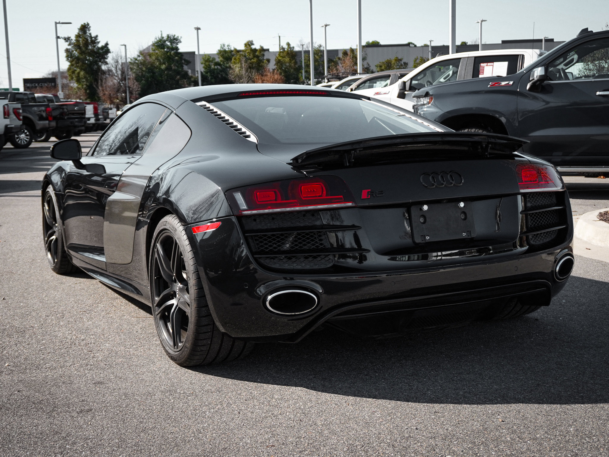 2010 Audi R8 5.2L photo 5