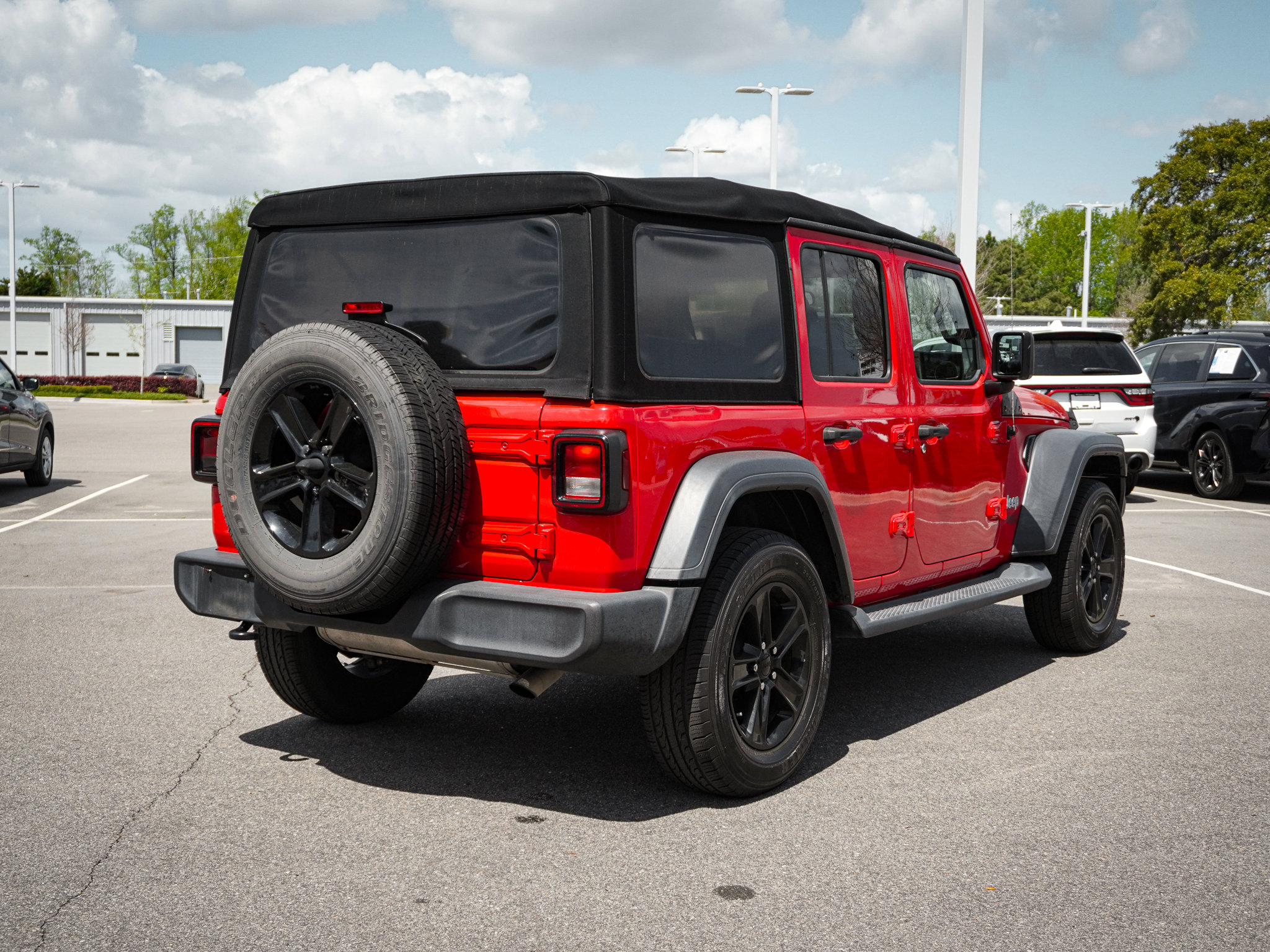 2018 Jeep Wrangler Unlimited Sport S photo 3