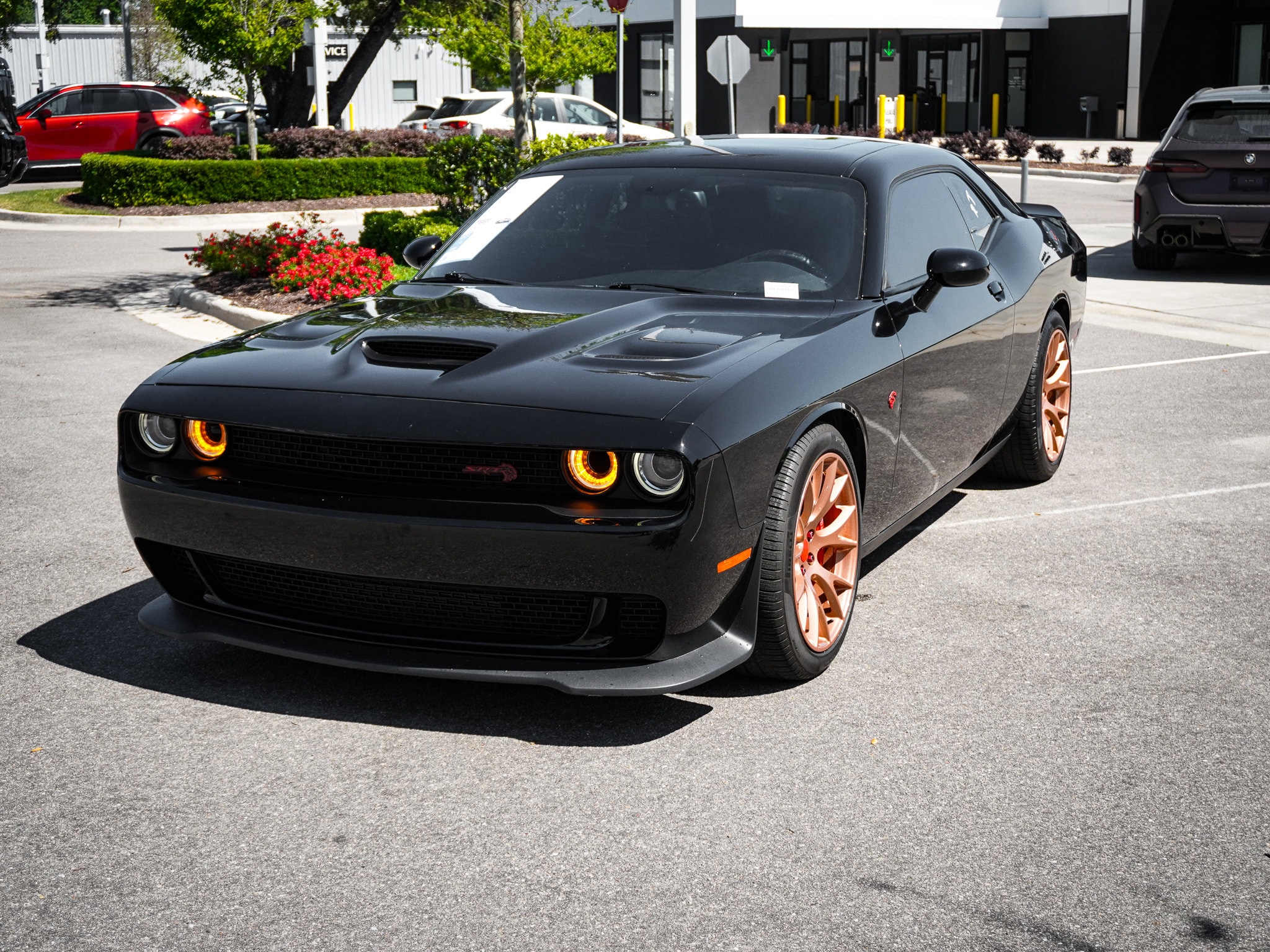 2016 Dodge Challenger SRT Hellcat photo 2