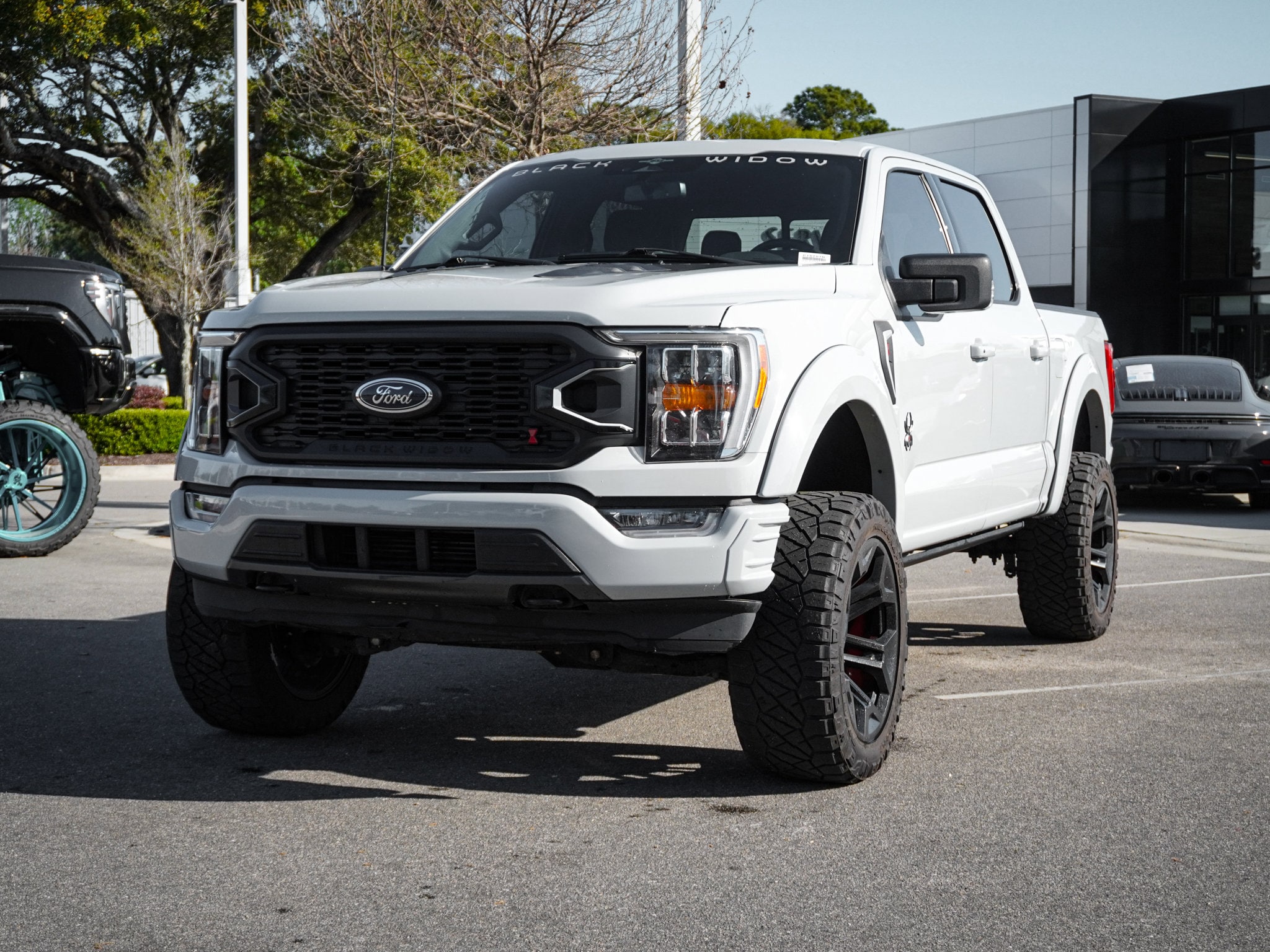 2023 Ford F-150 XLT photo 2