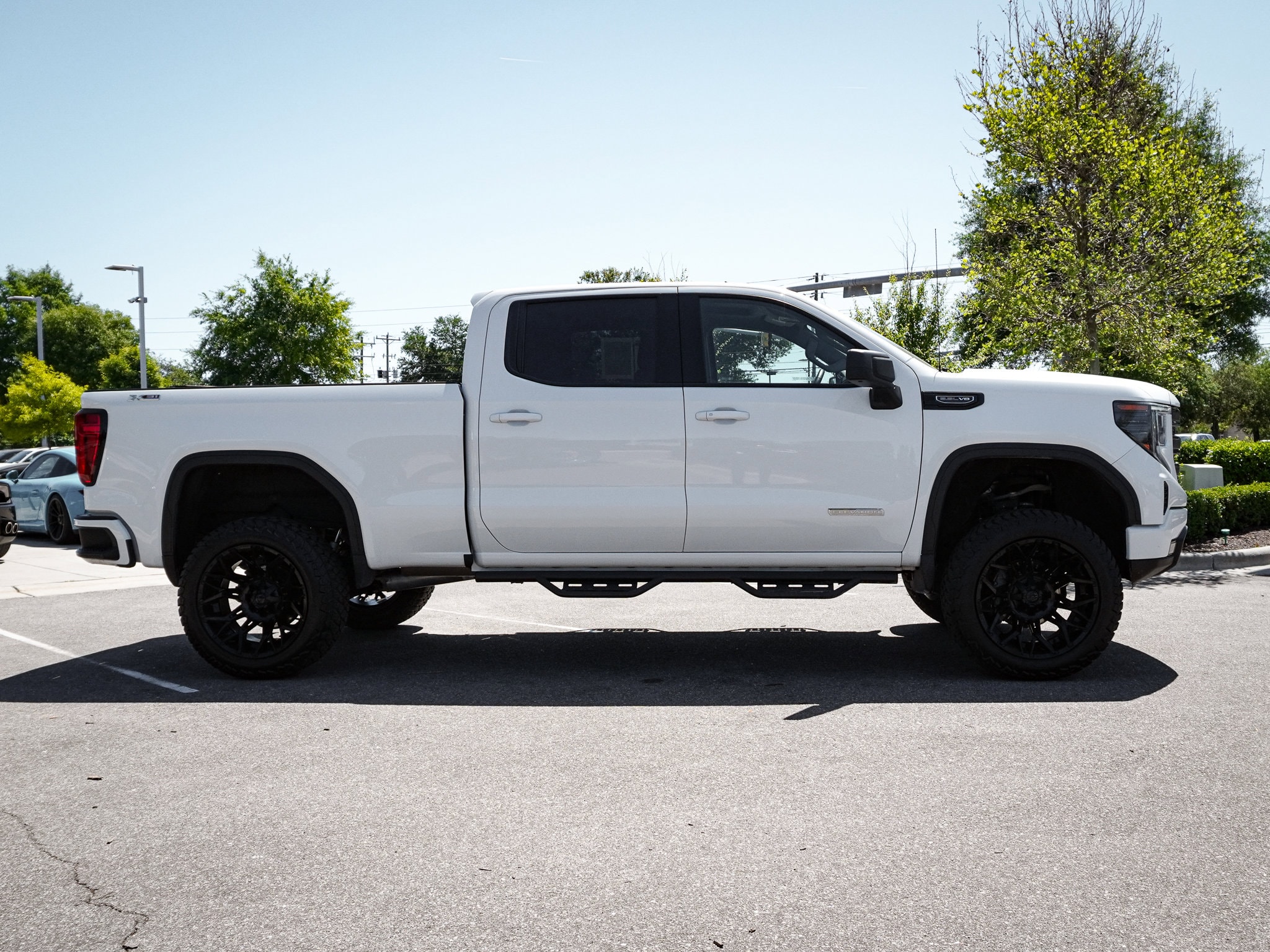 2024 GMC Sierra 1500 Elevation photo 3