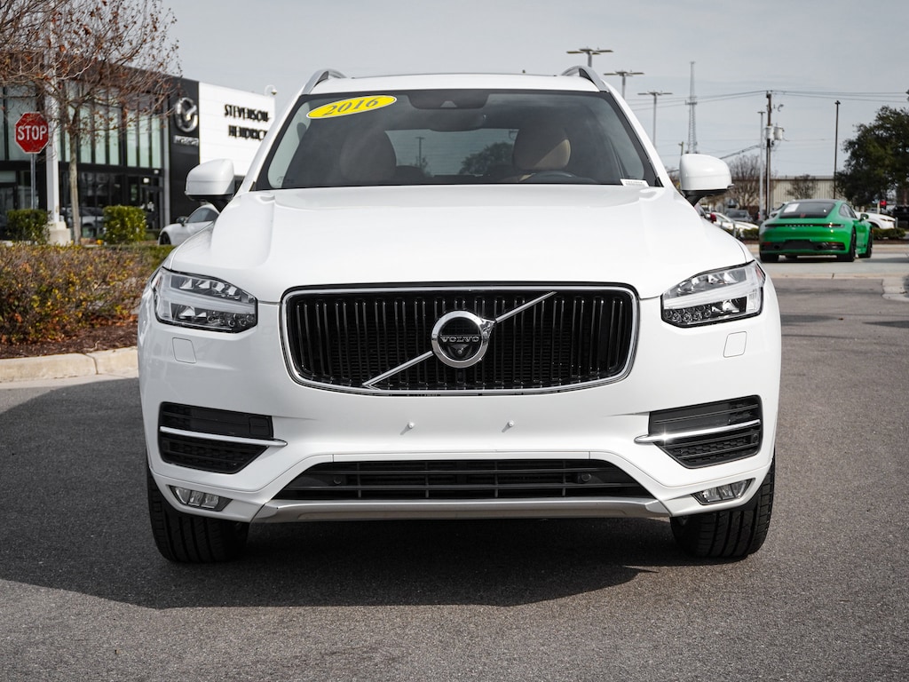 Used 2016 Volvo XC90 T6 Momentum SUV