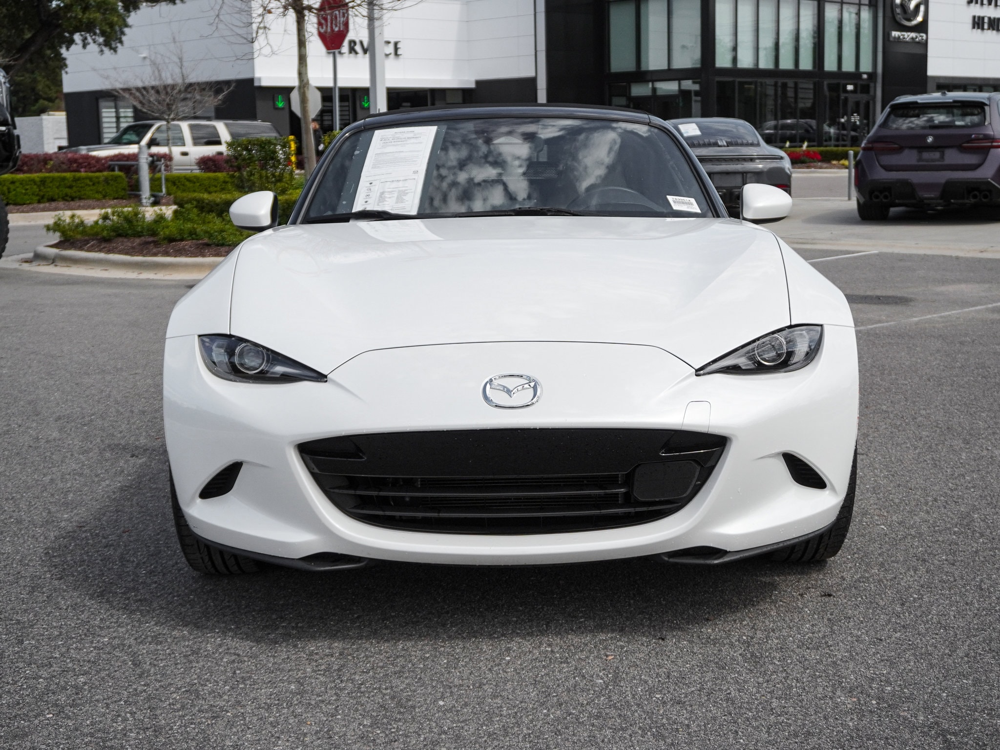 2025 Mazda MX-5 Miata Grand Touring photo 2