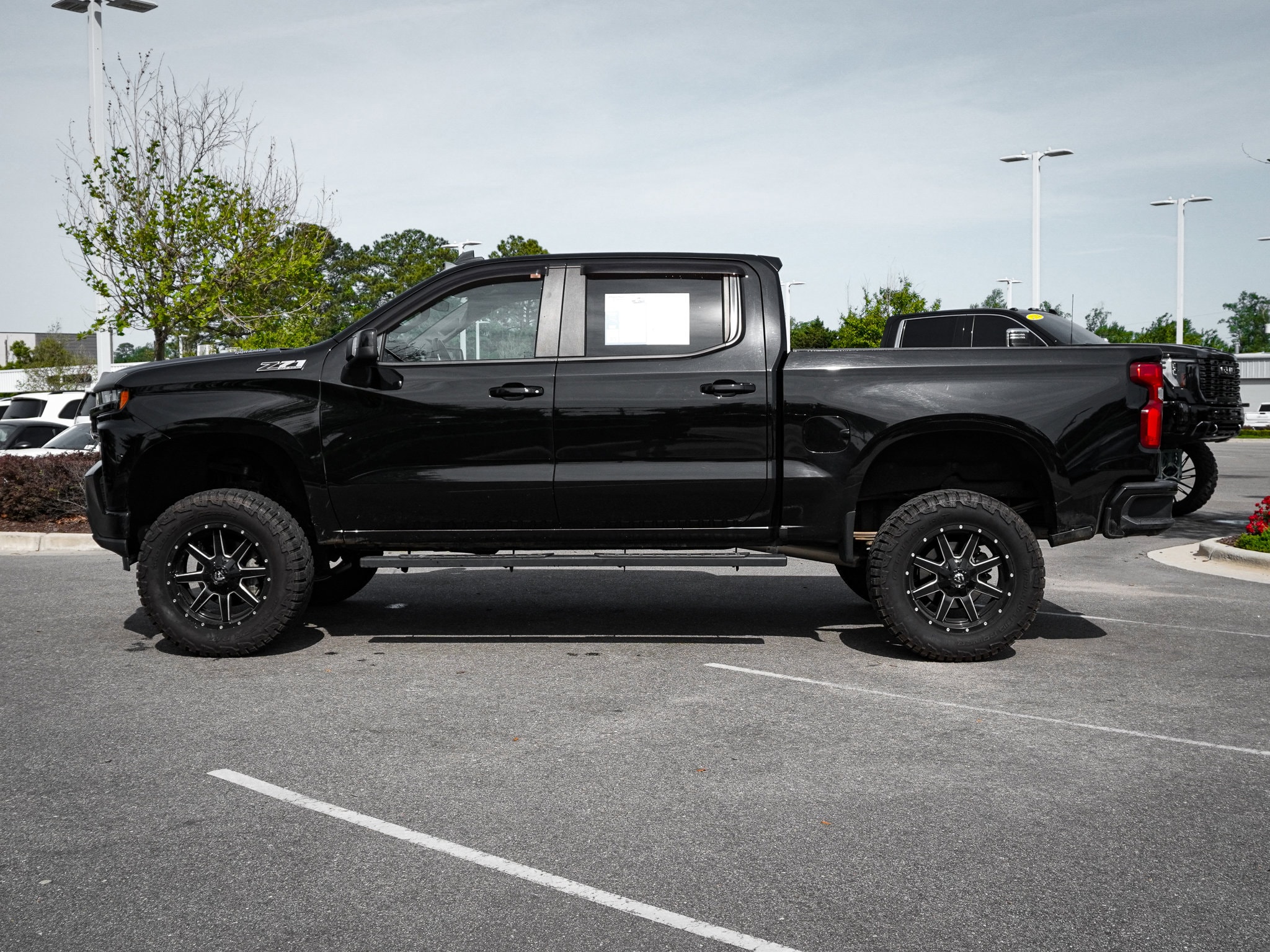 2020 Chevrolet Silverado 1500 RST photo 4