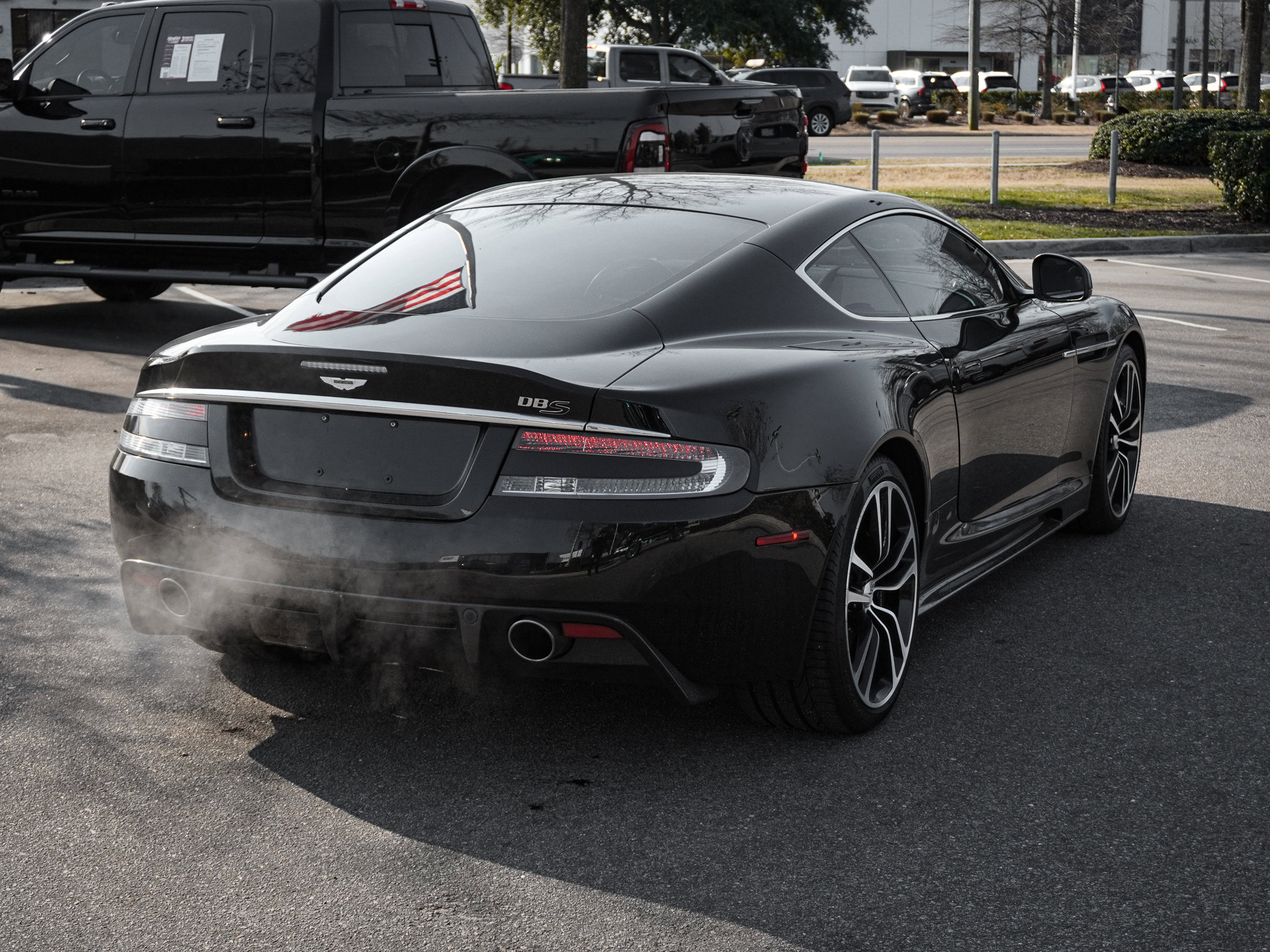 2012 Aston Martin DBS Carbon photo 3