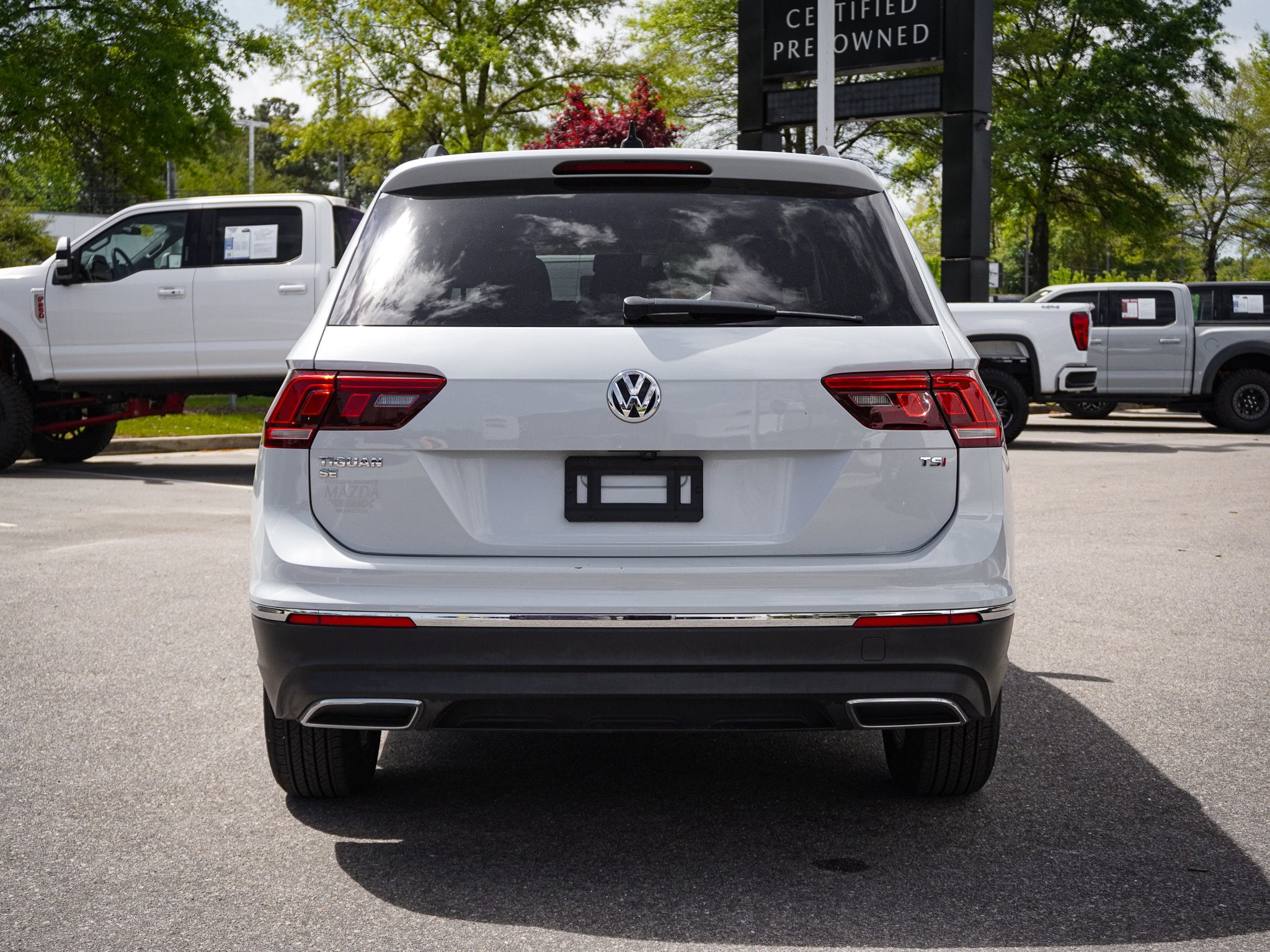 2018 Volkswagen Tiguan SE photo 3