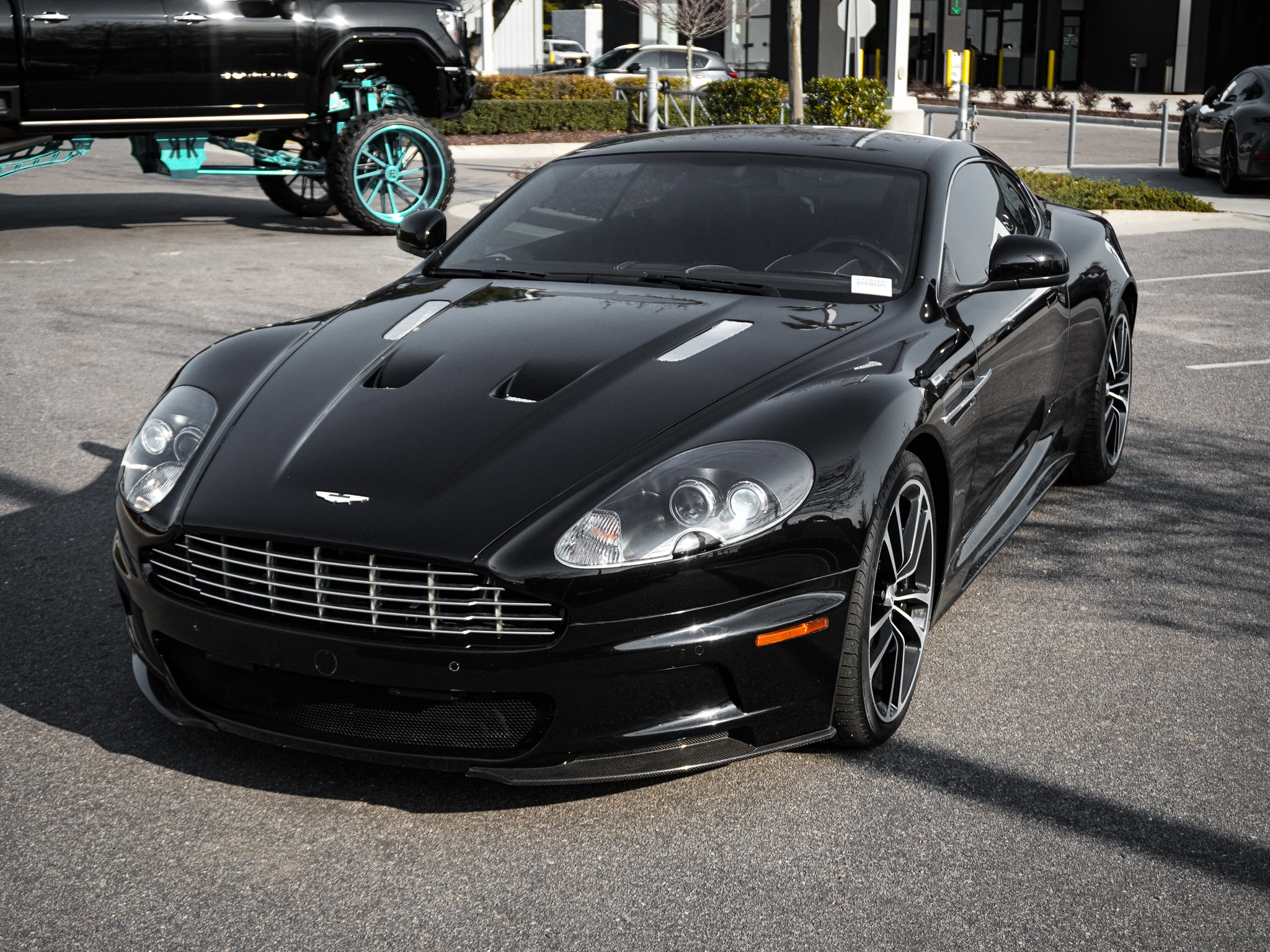 2012 Aston Martin DBS Carbon photo 2