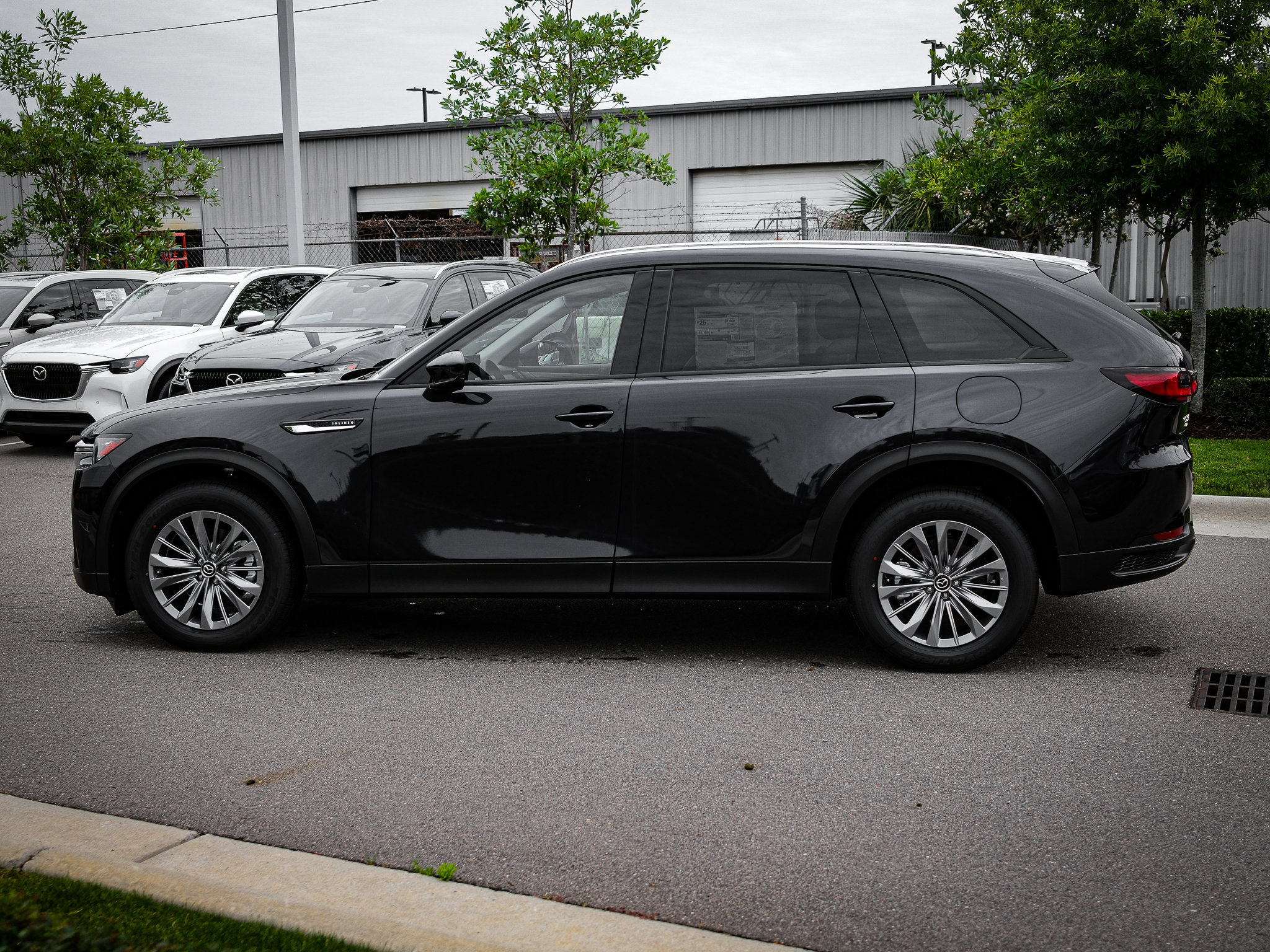 2025 Mazda CX-90 Select Package photo 4