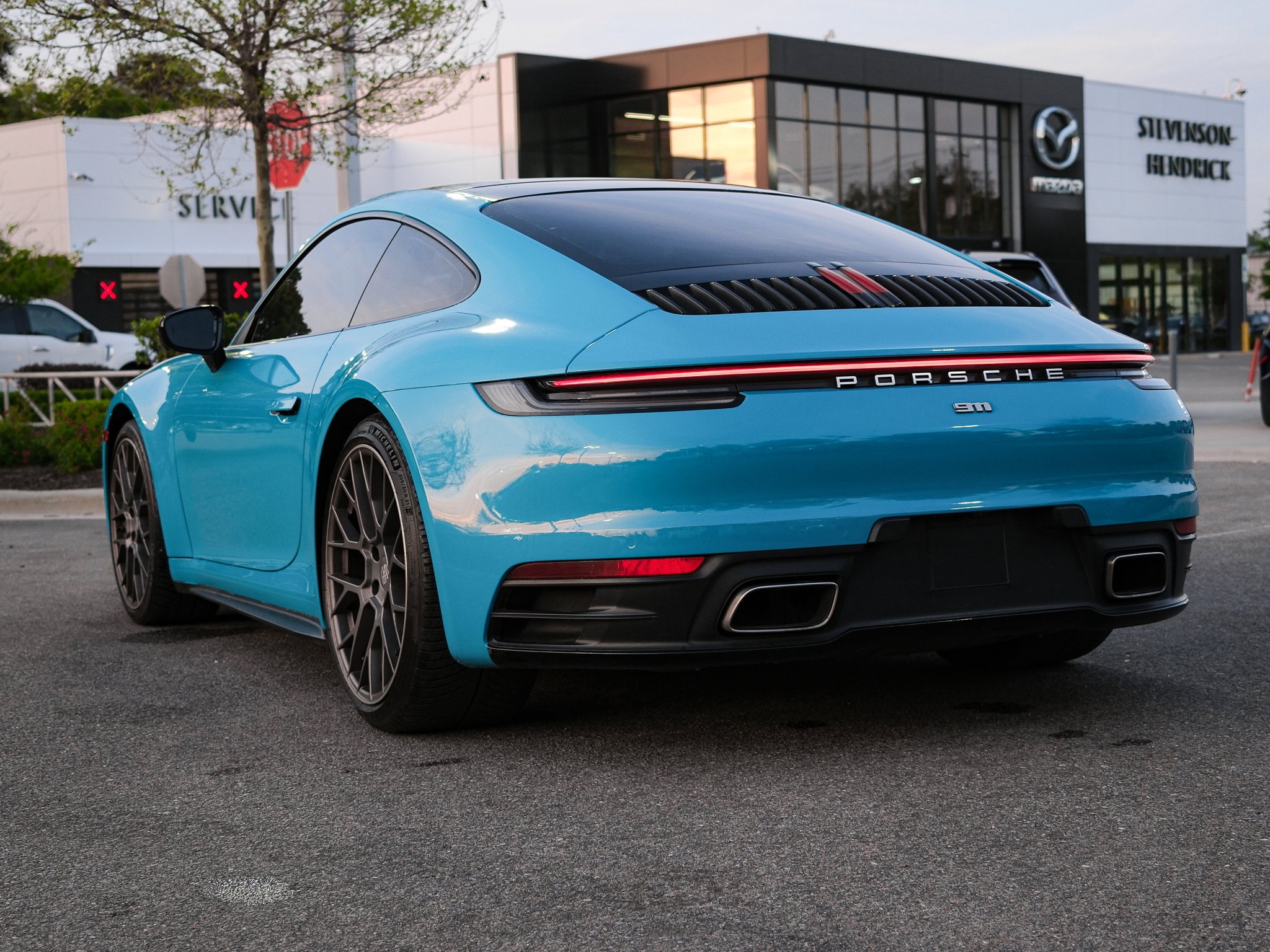 2021 Porsche 911 Carrera photo 5