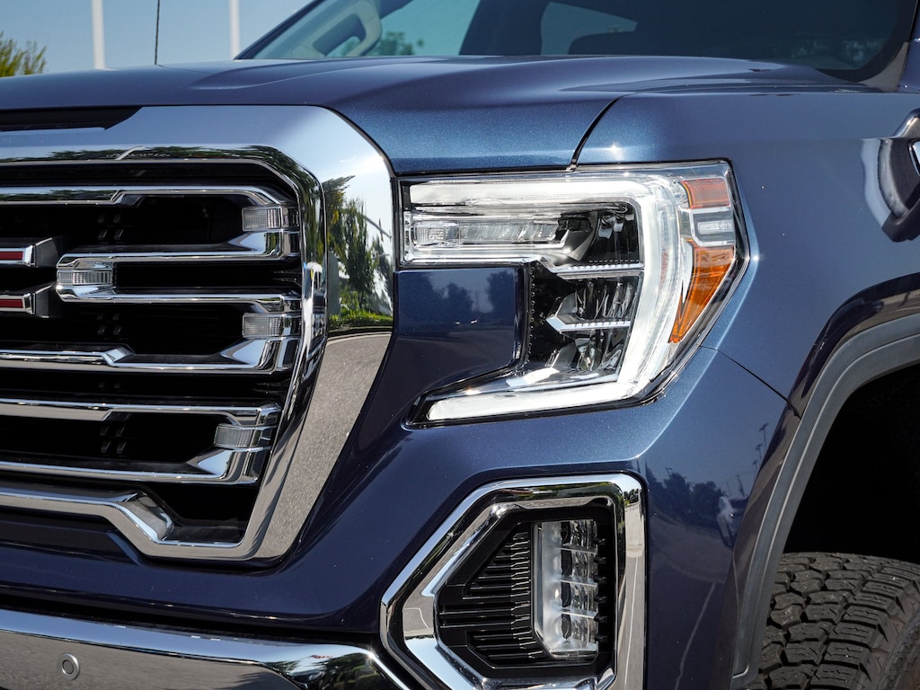Used 2021 GMC Sierra 1500 SLT Pickup