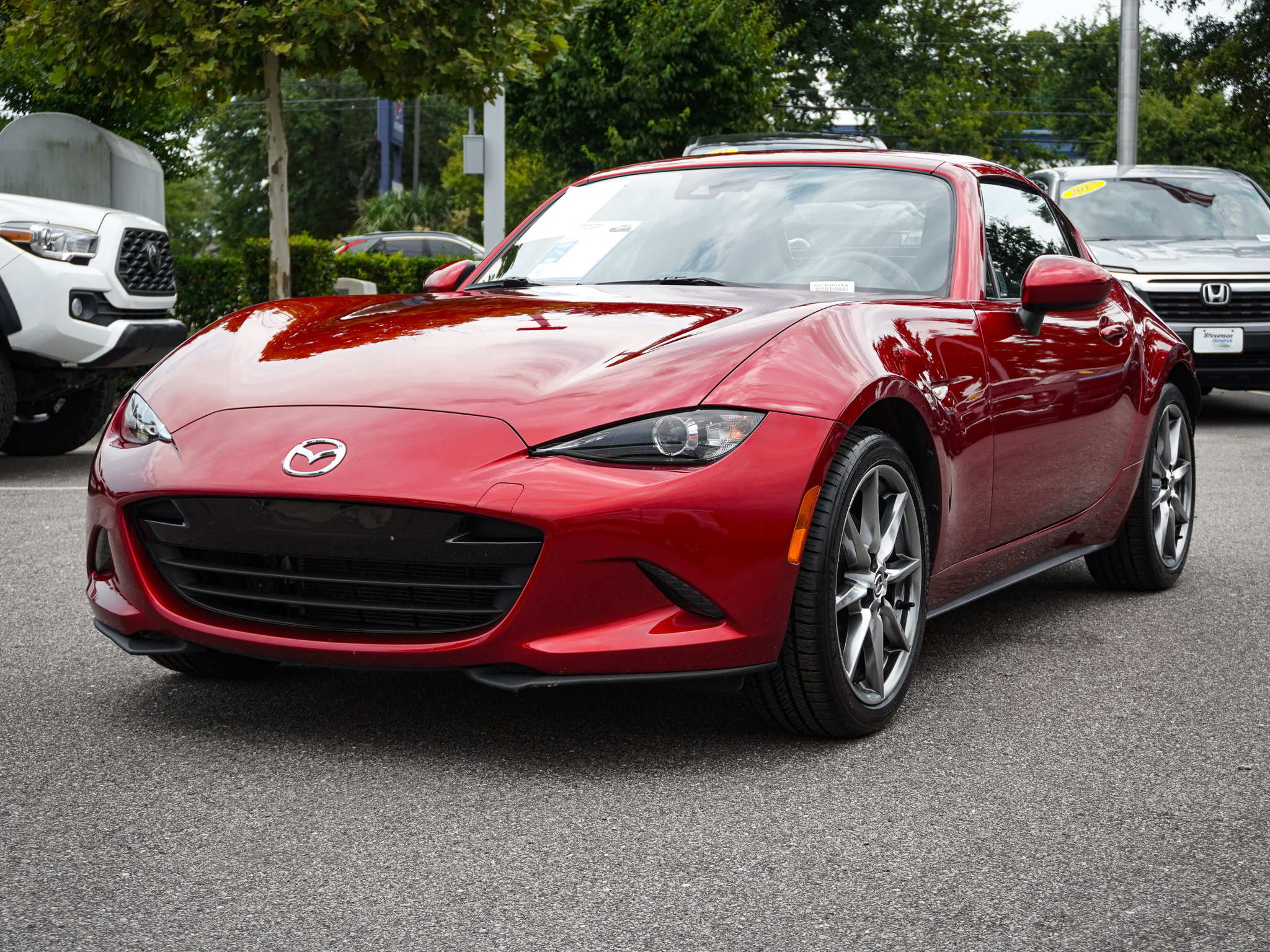 Mazda MX-5 Miata RF Grand Touring