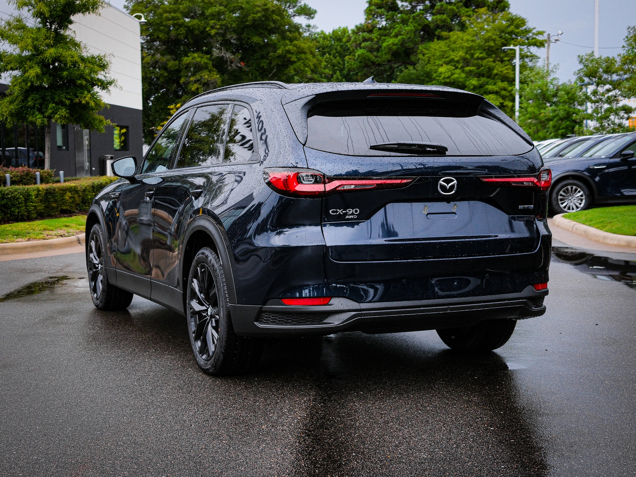 2025 Mazda CX-90 Phev Premium Sport photo 5