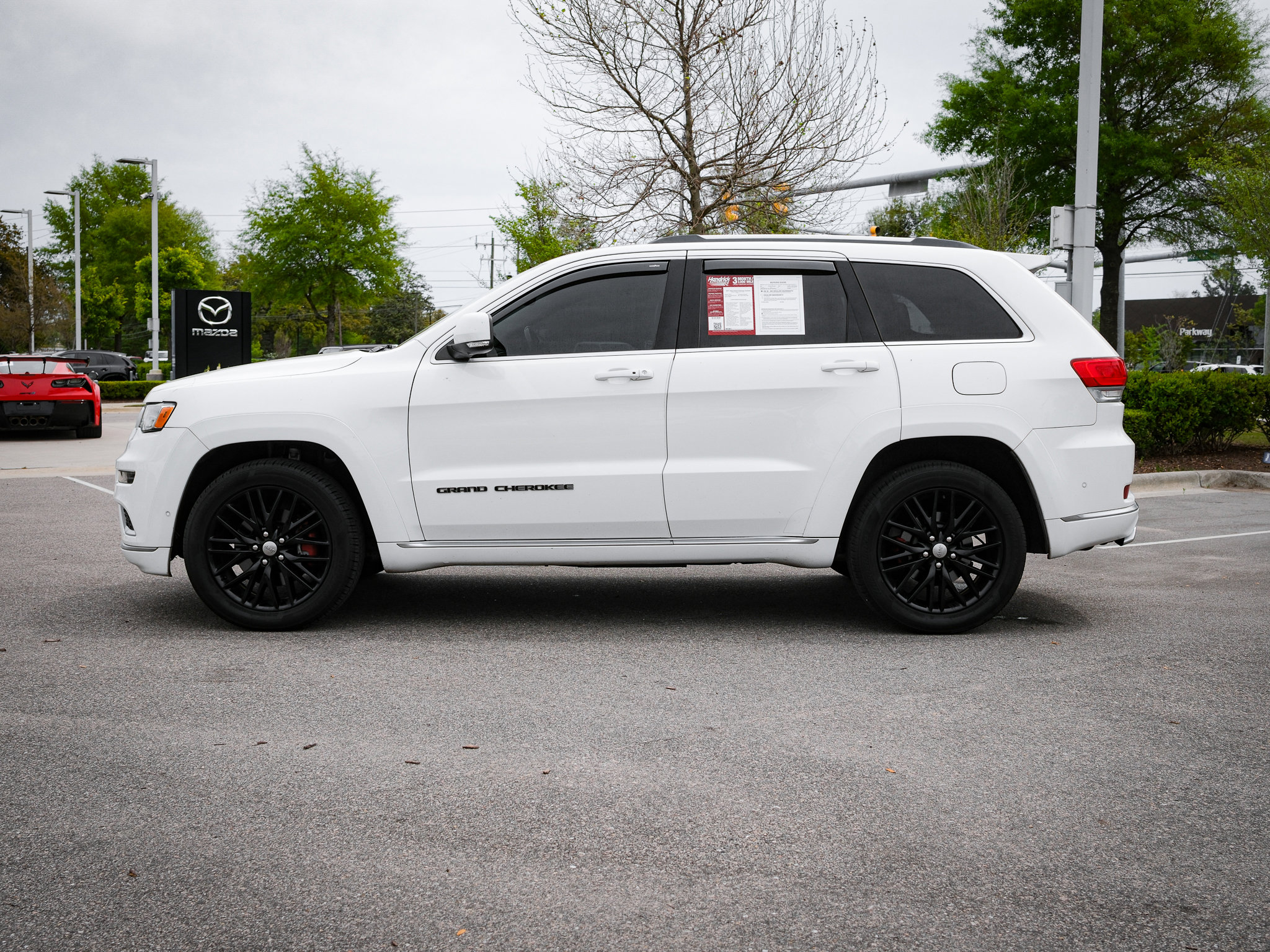 2017 Jeep Grand Cherokee Summit photo 5