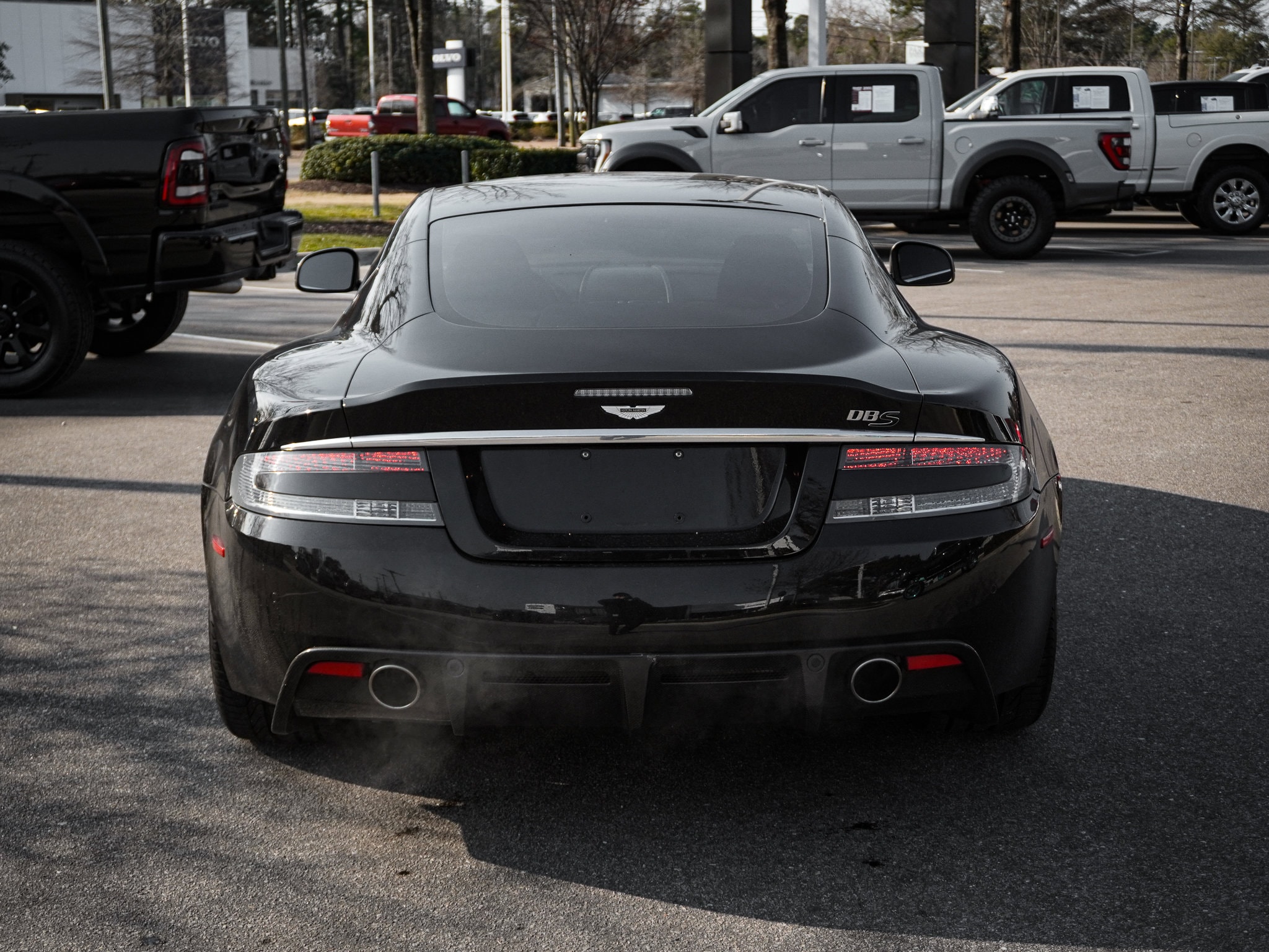 2012 Aston Martin DBS Carbon photo 6