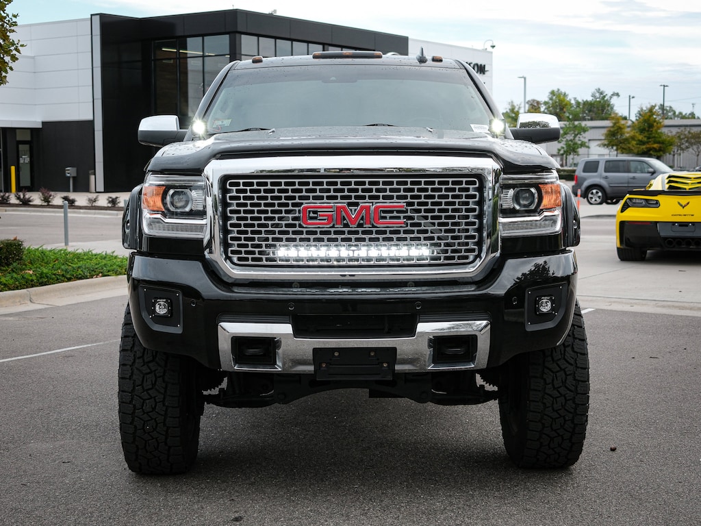 Used 2016 GMC Sierra 2500HD Denali Pickup