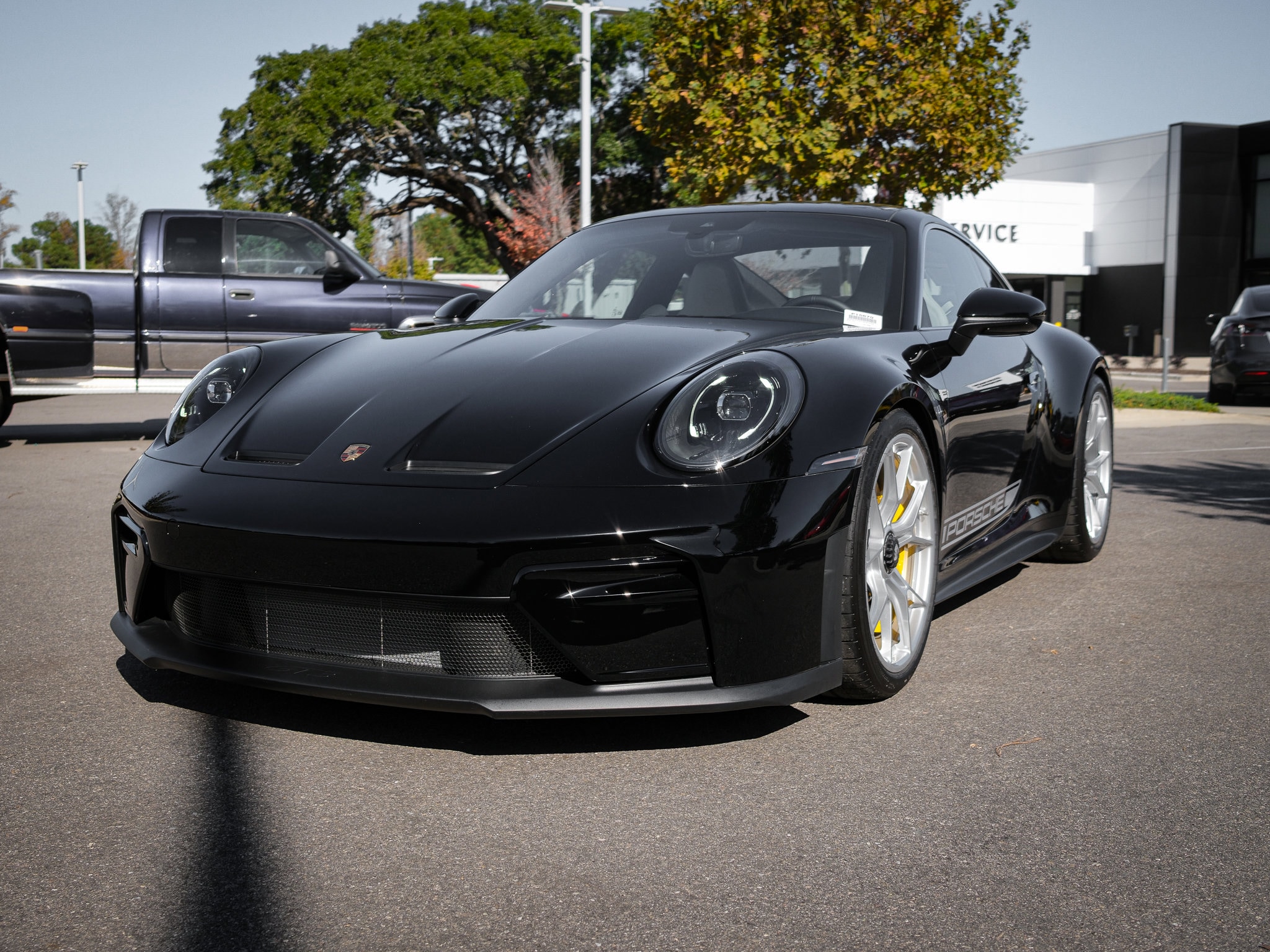 2026 Porsche 911 GT3 w/Touring Package photo 2
