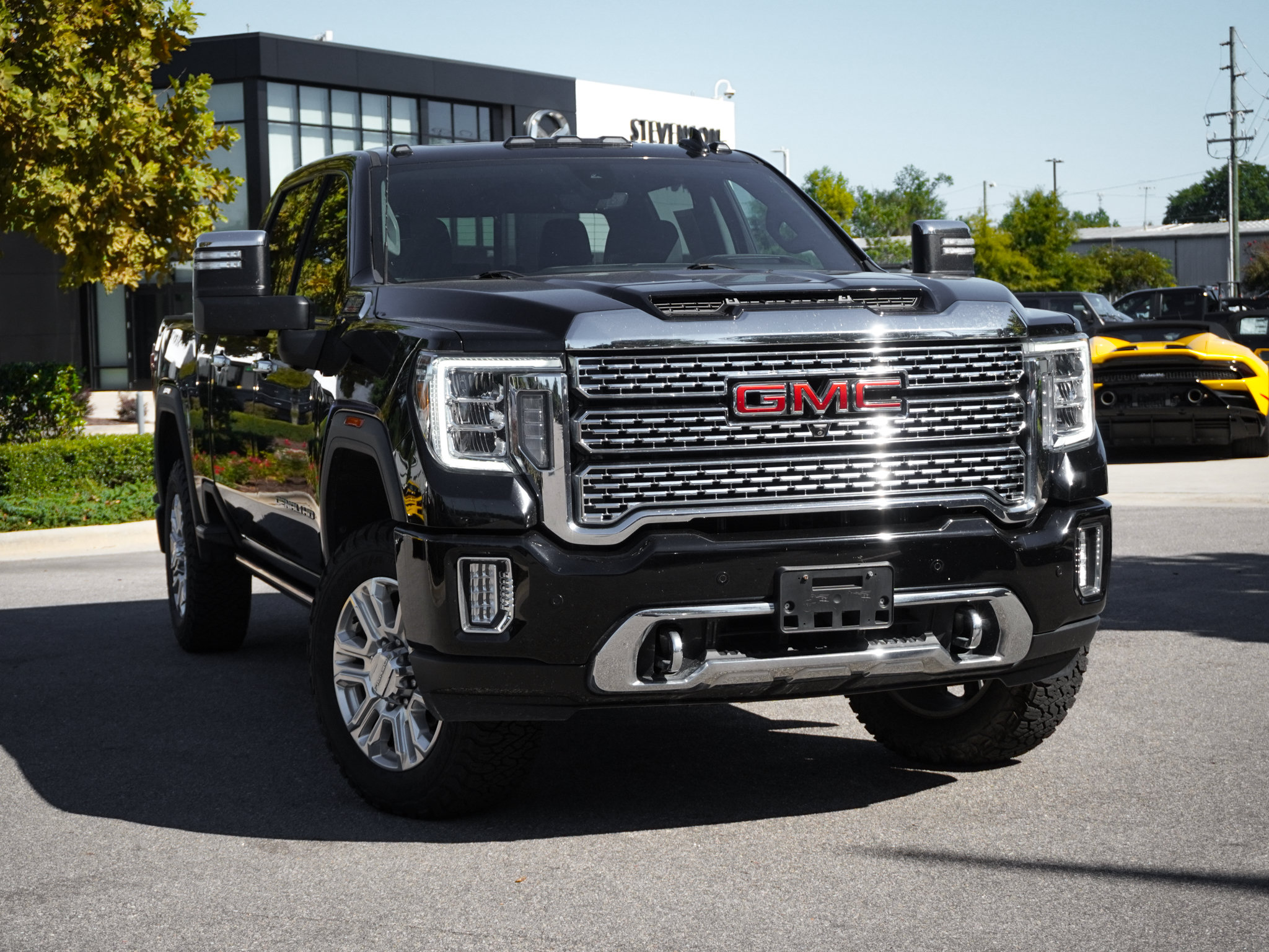 Used 2022 GMC Sierra 2500HD Denali Pickup