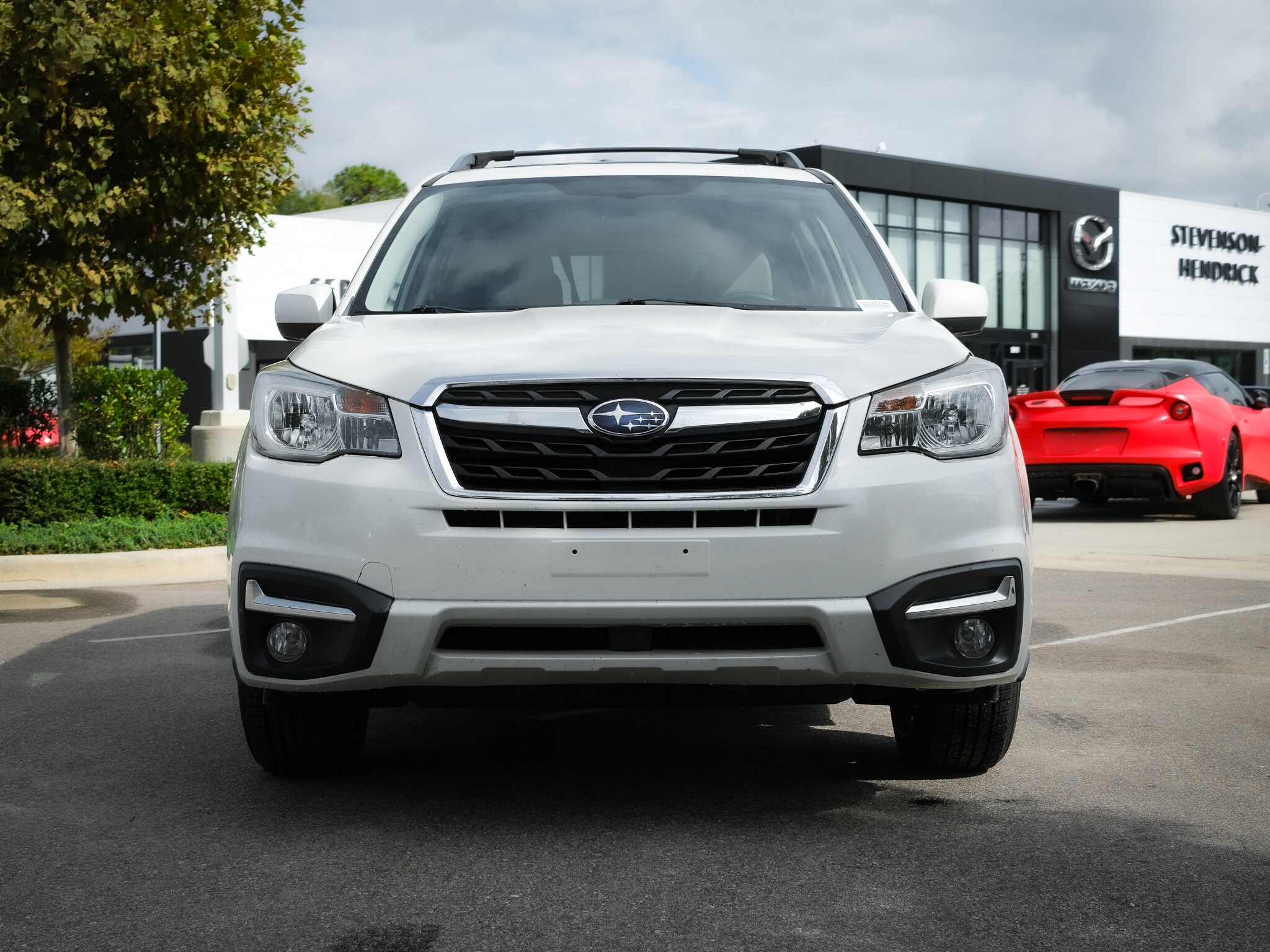 2017 Subaru Forester Limited photo 2
