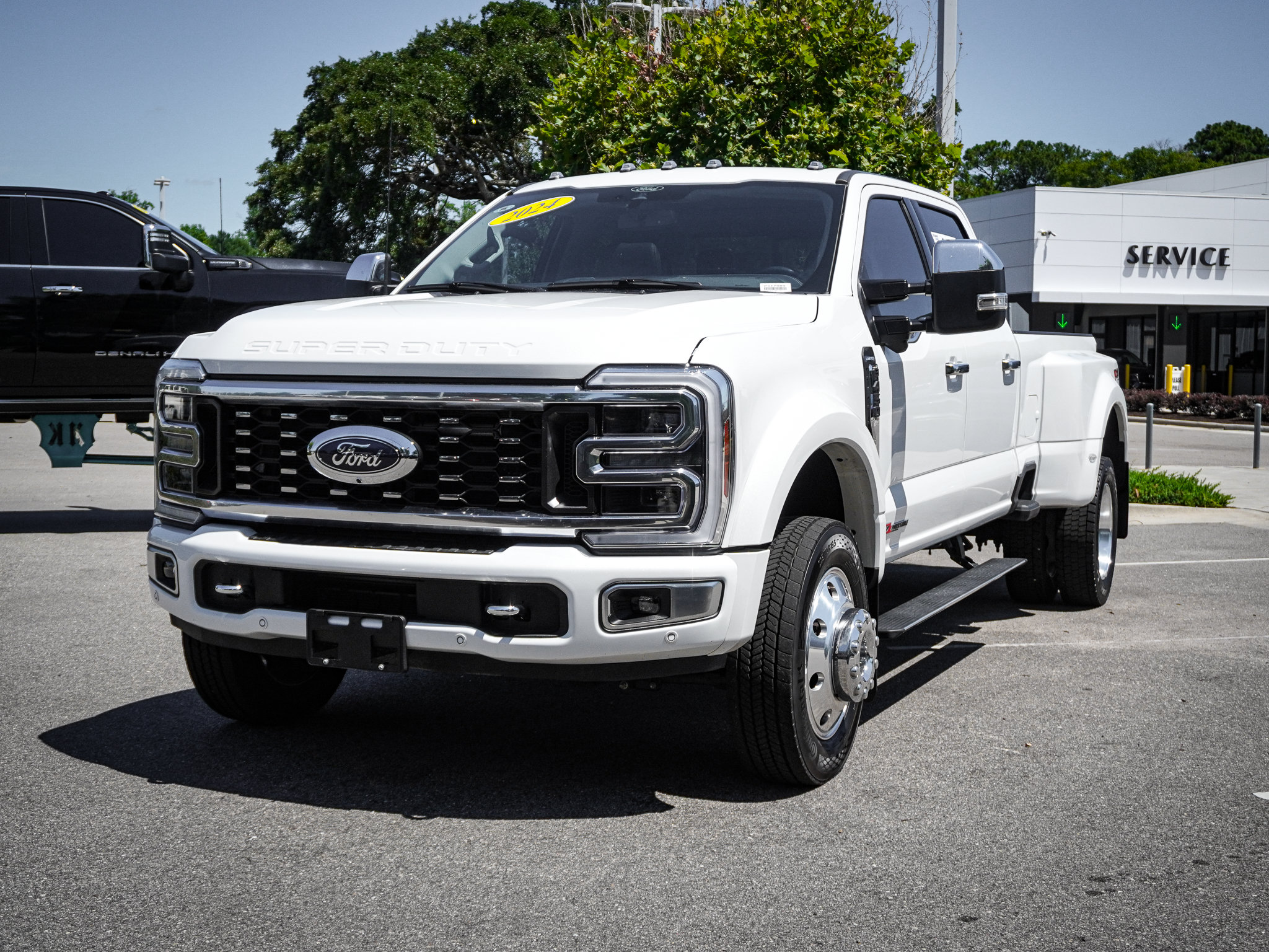 Ford Super Duty F-450 DRW Limited