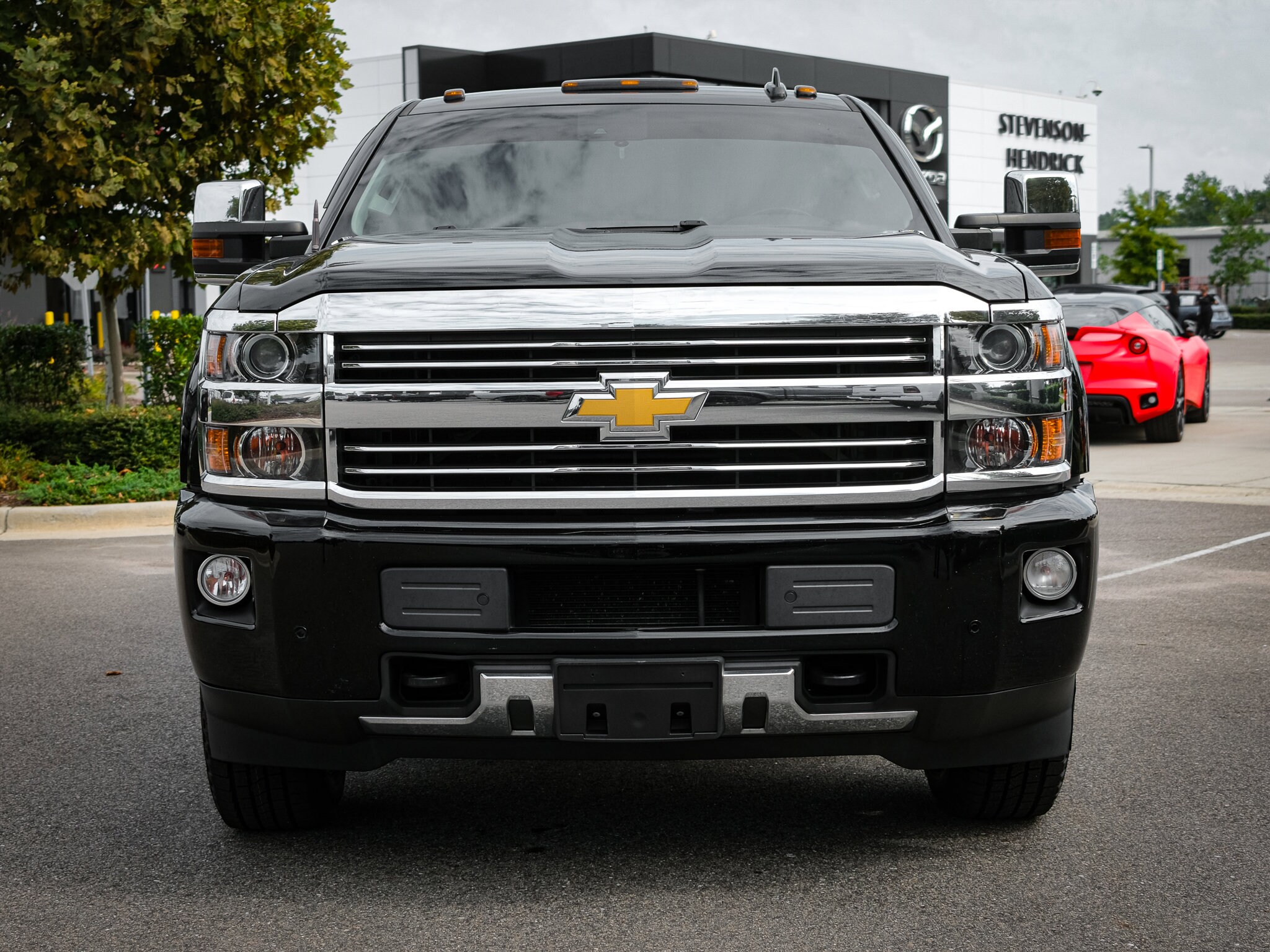 2016 Chevrolet Silverado 2500HD High Country photo 3